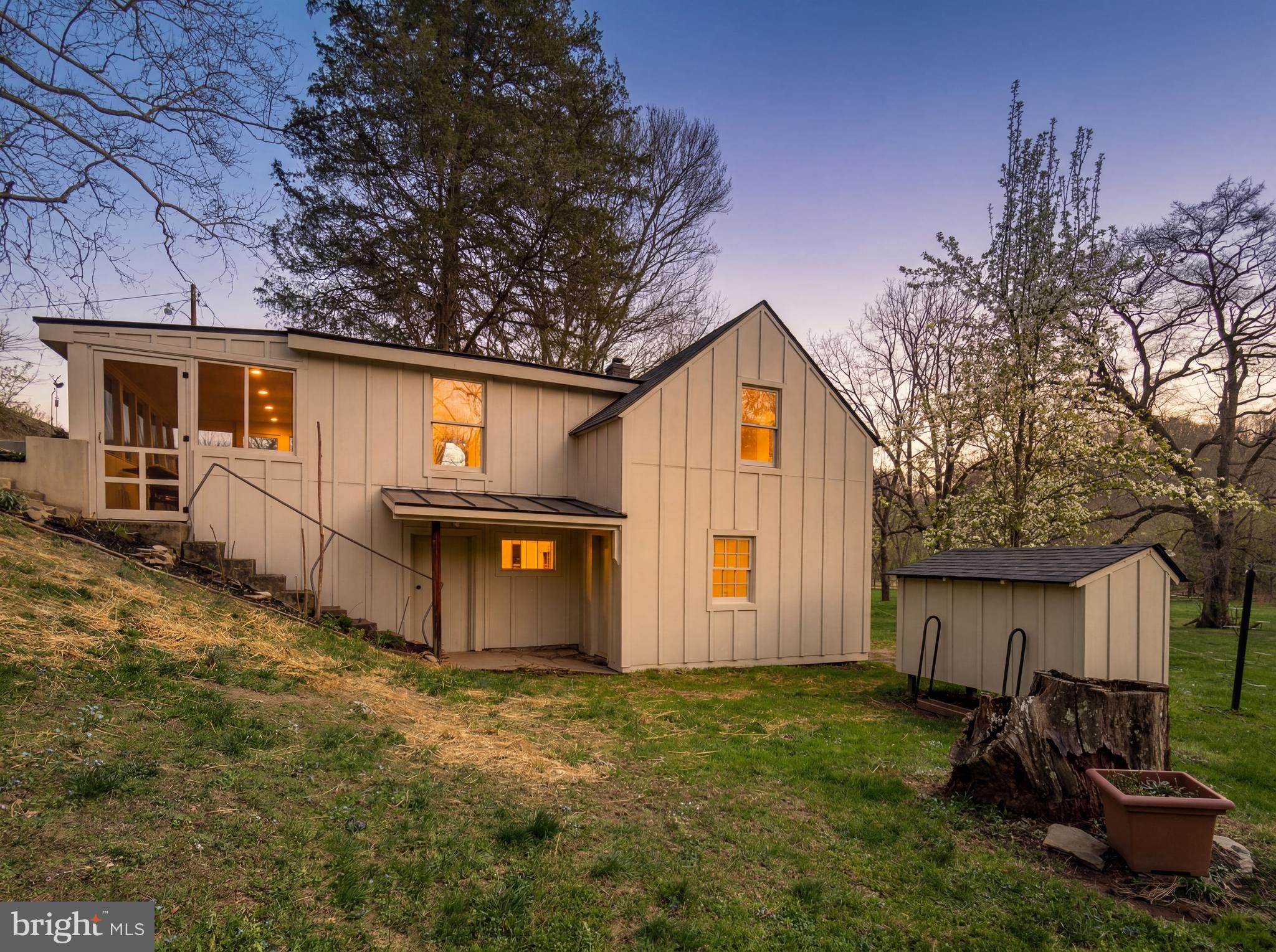 37905 SNICKERSVILLE TURNPIKE