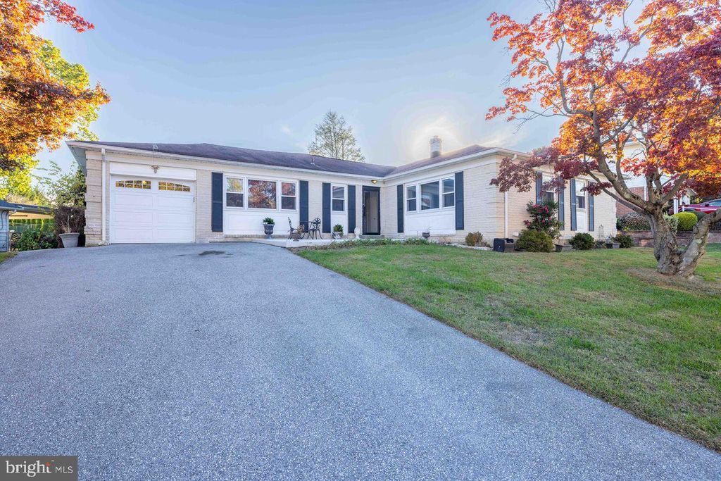 Photo of 1135 Elderon Drive, WILMINGTON, DE 19808 (MLS # DENC2092210)