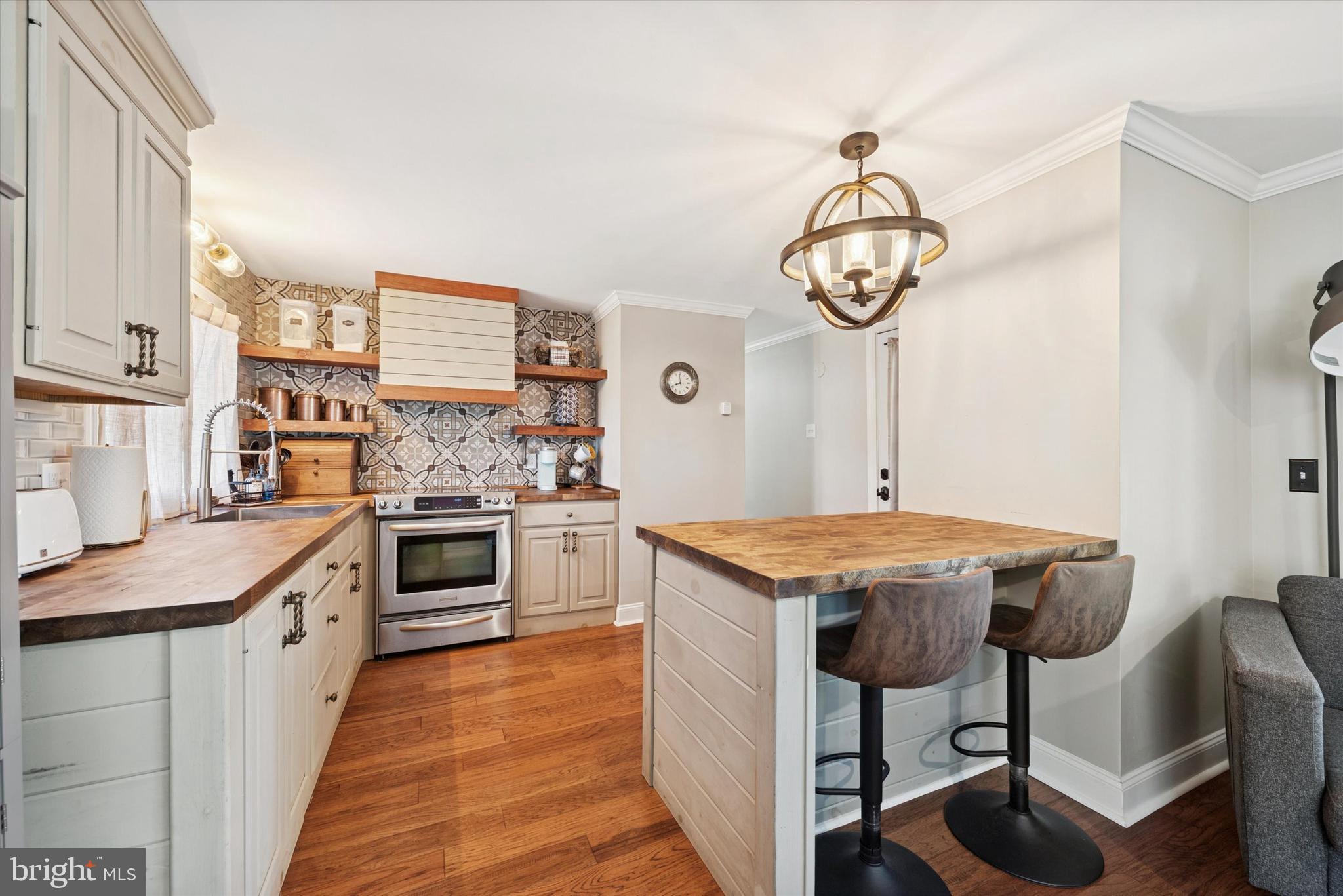 APPLEVILLE WEST - Residential