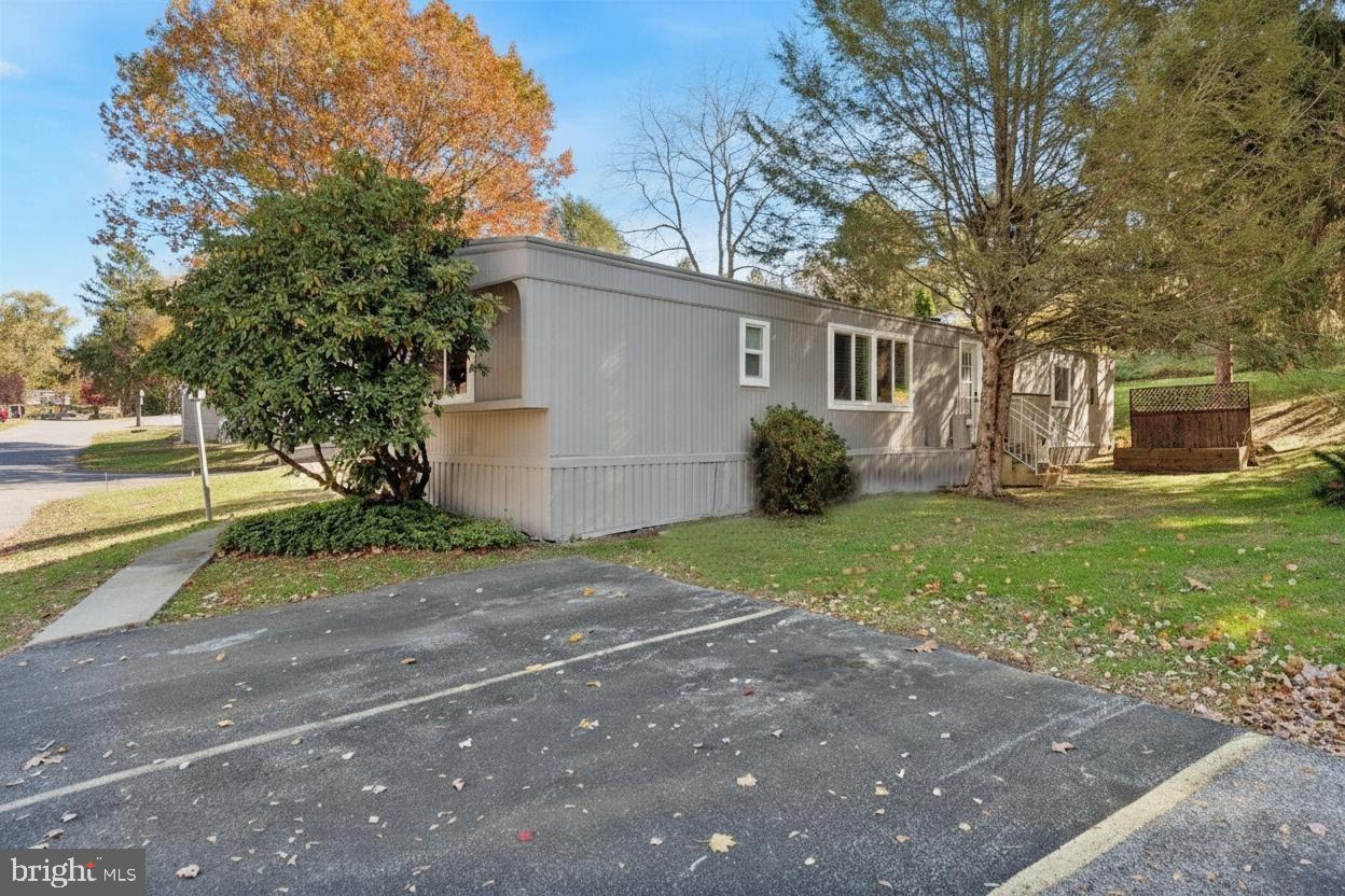 APPLEVILLE WEST - Residential