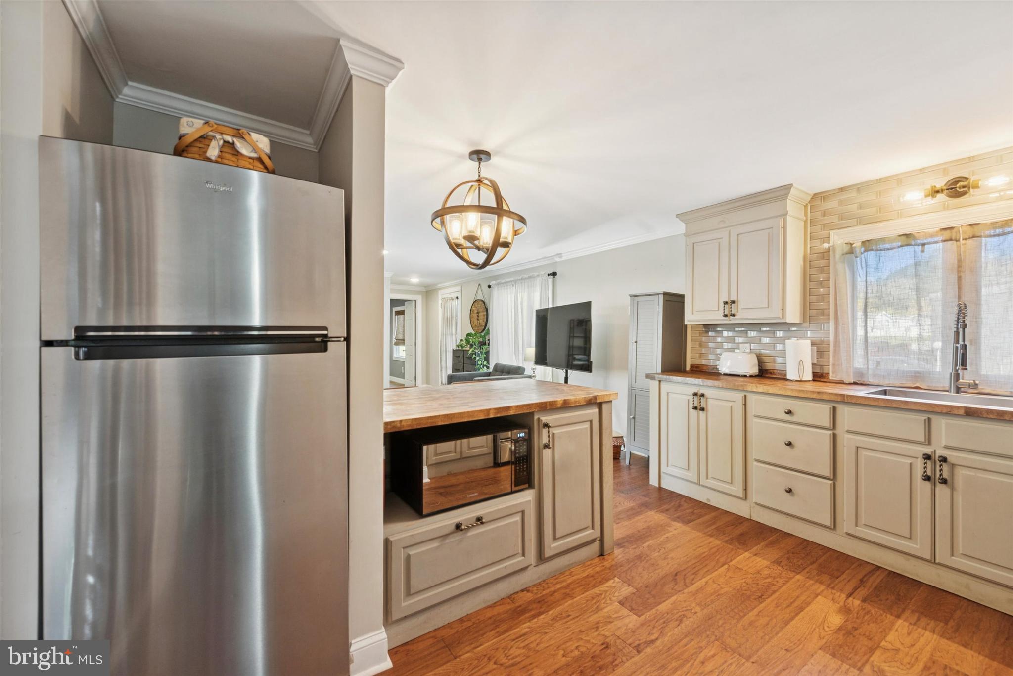 APPLEVILLE WEST - Residential