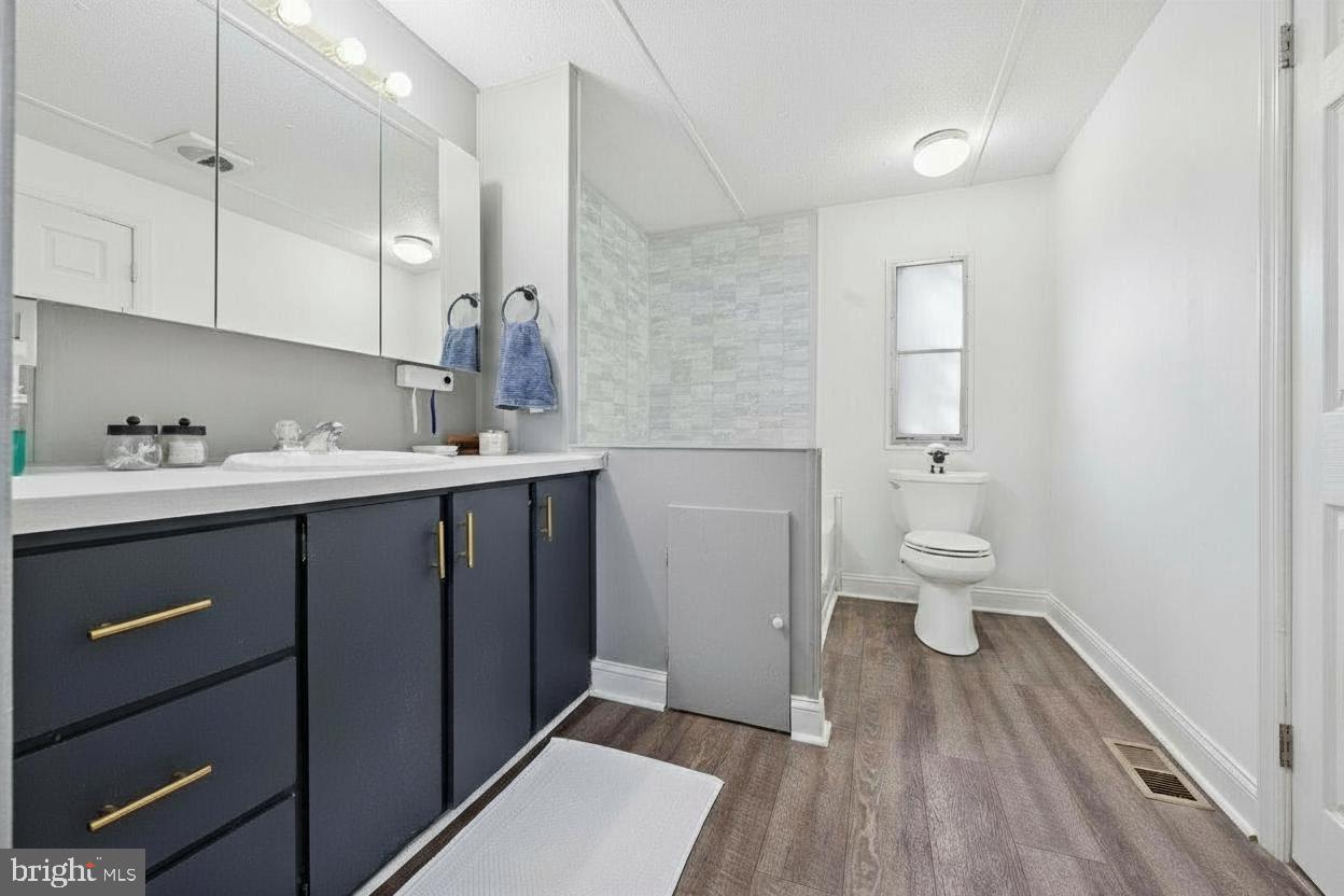 APPLEVILLE WEST - Residential