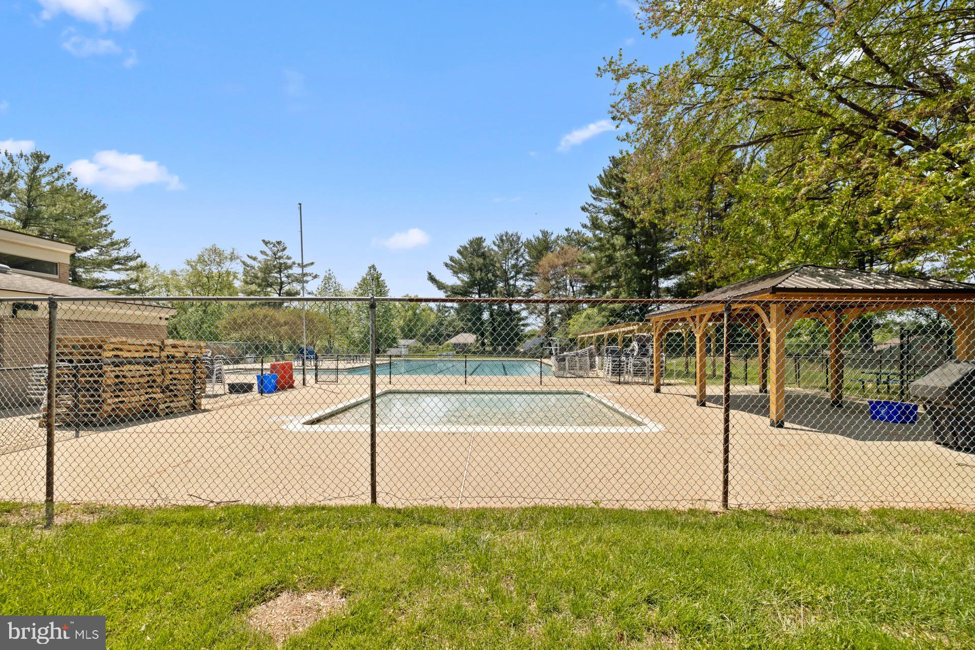 BEDFORDSHIRE - Residential