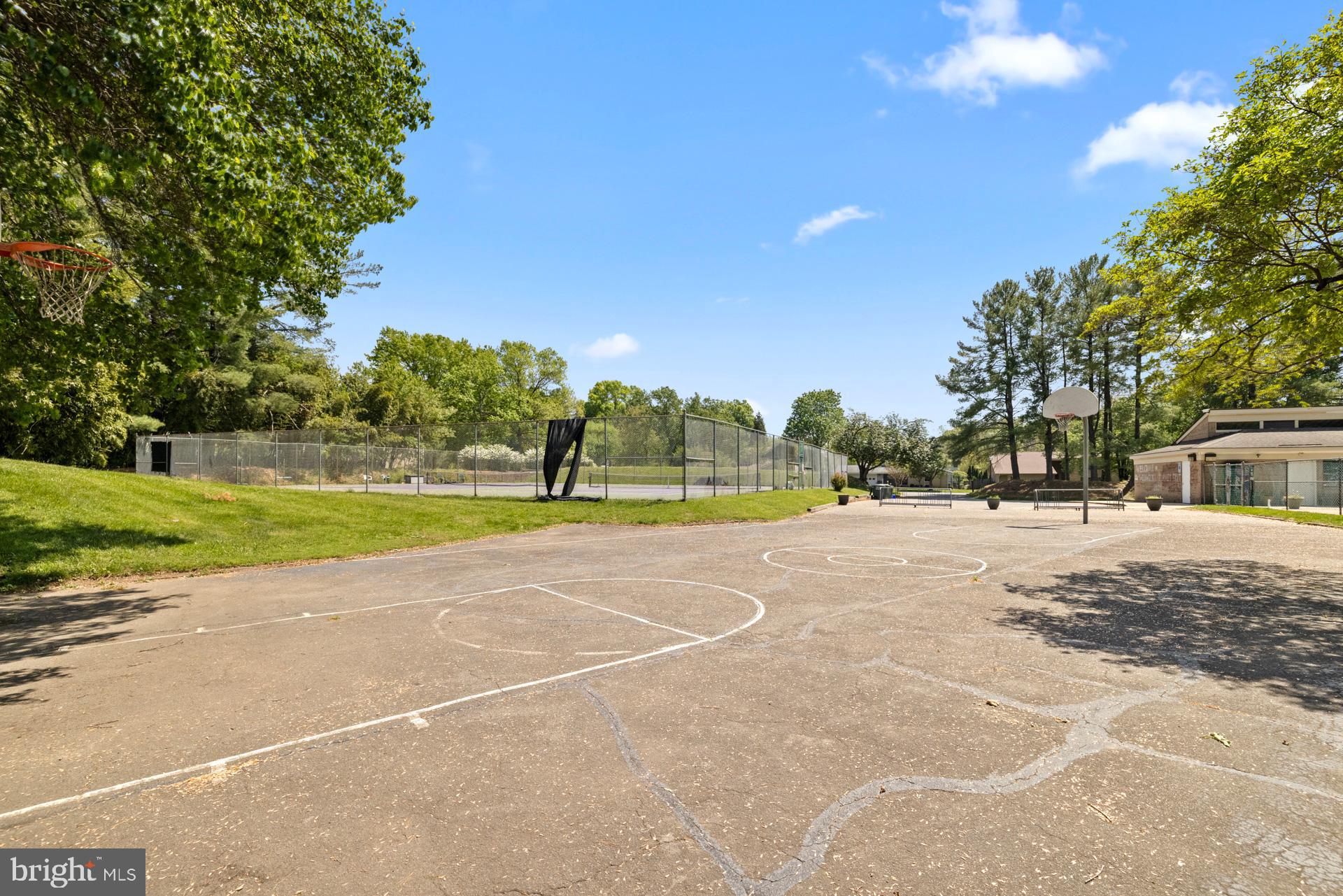 BEDFORDSHIRE - Residential