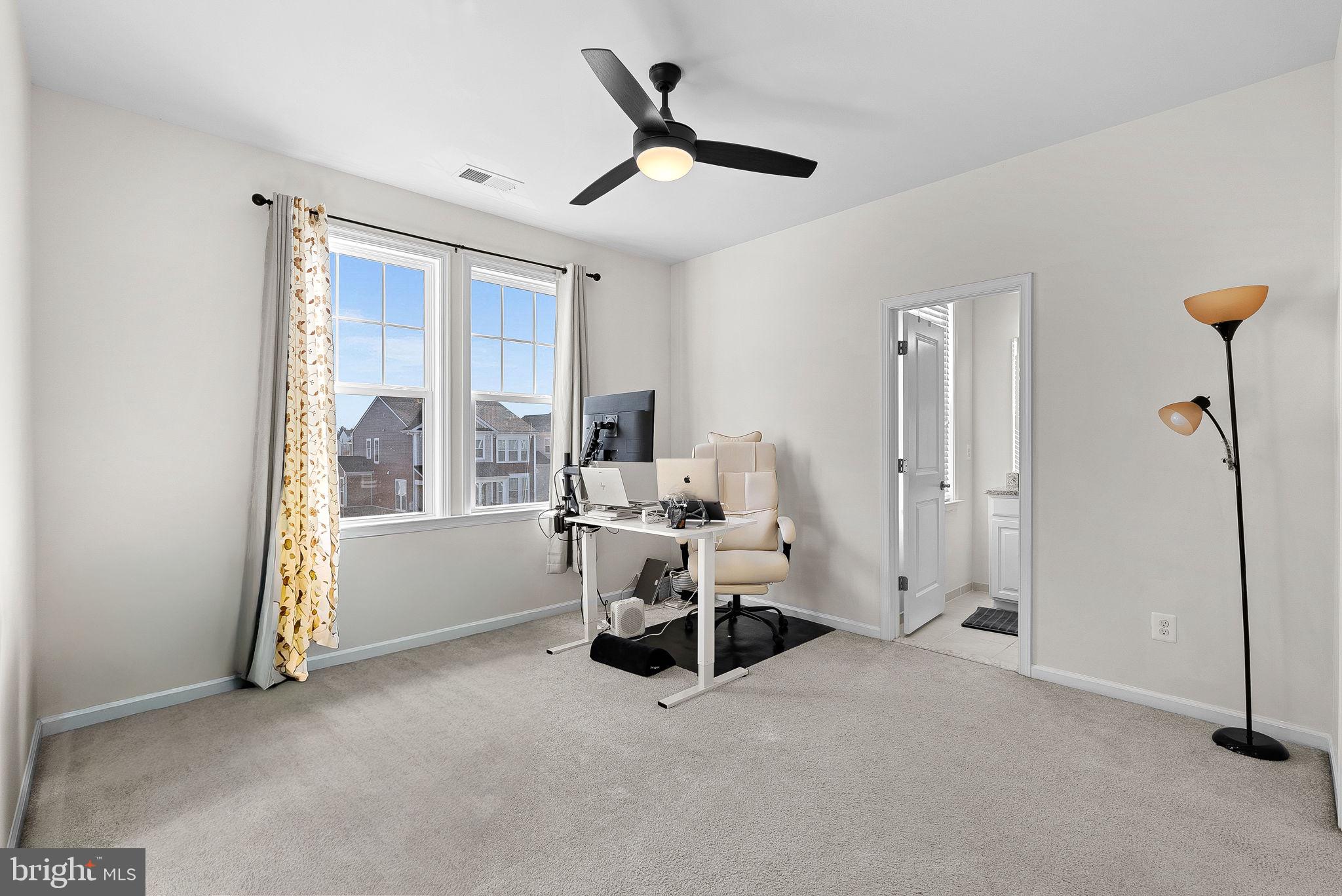 MEADOWBROOK - Residential