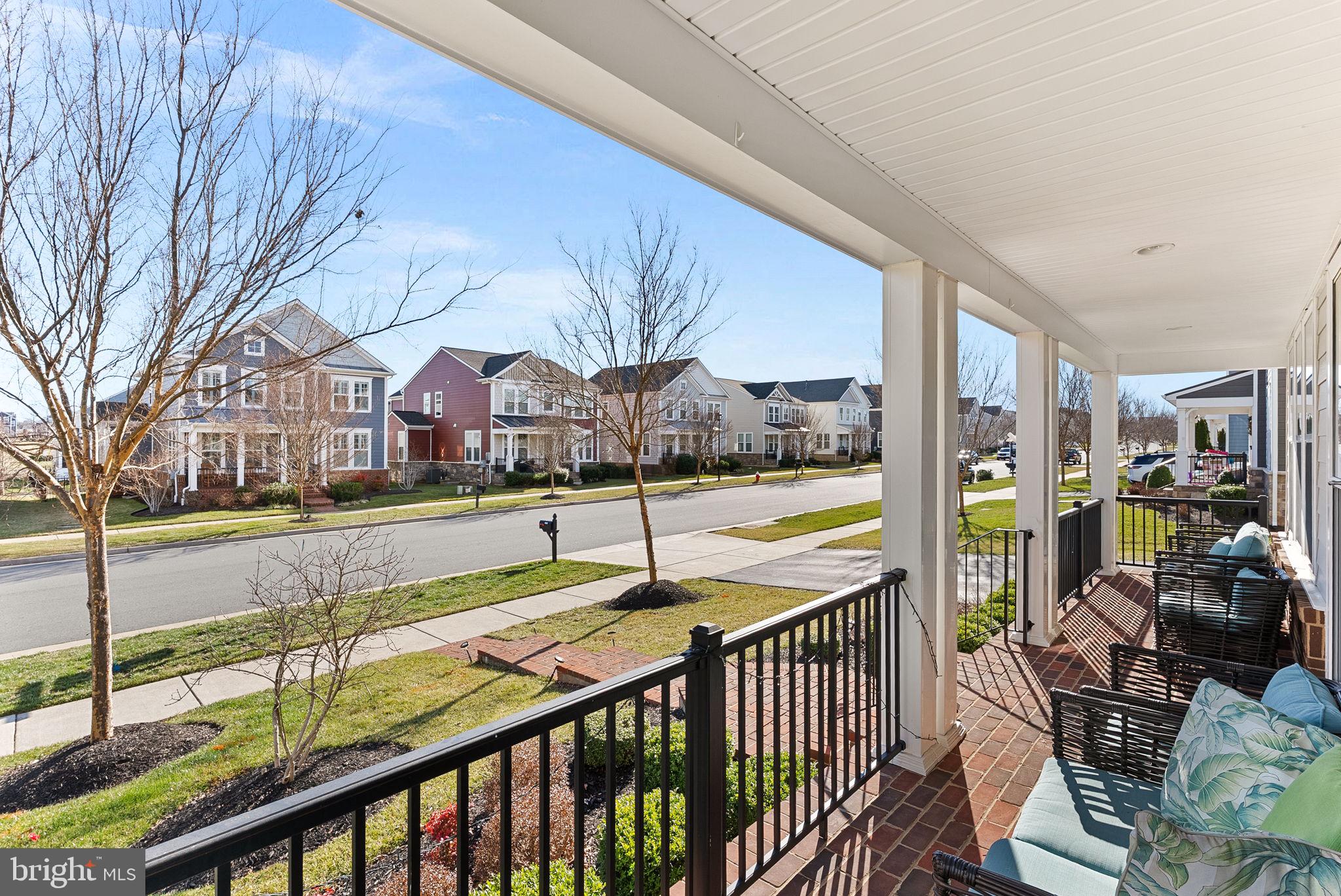 MEADOWBROOK - Residential