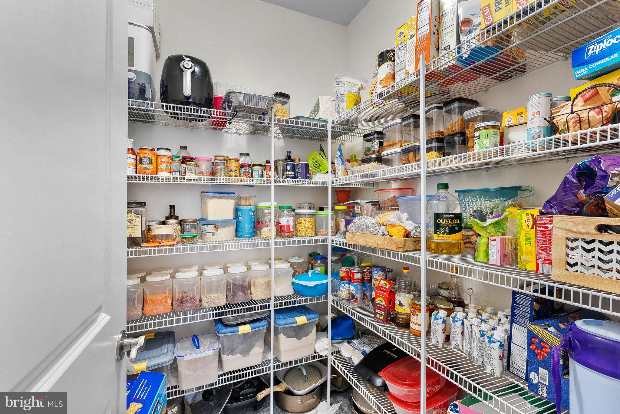 MEADOWBROOK - Residential