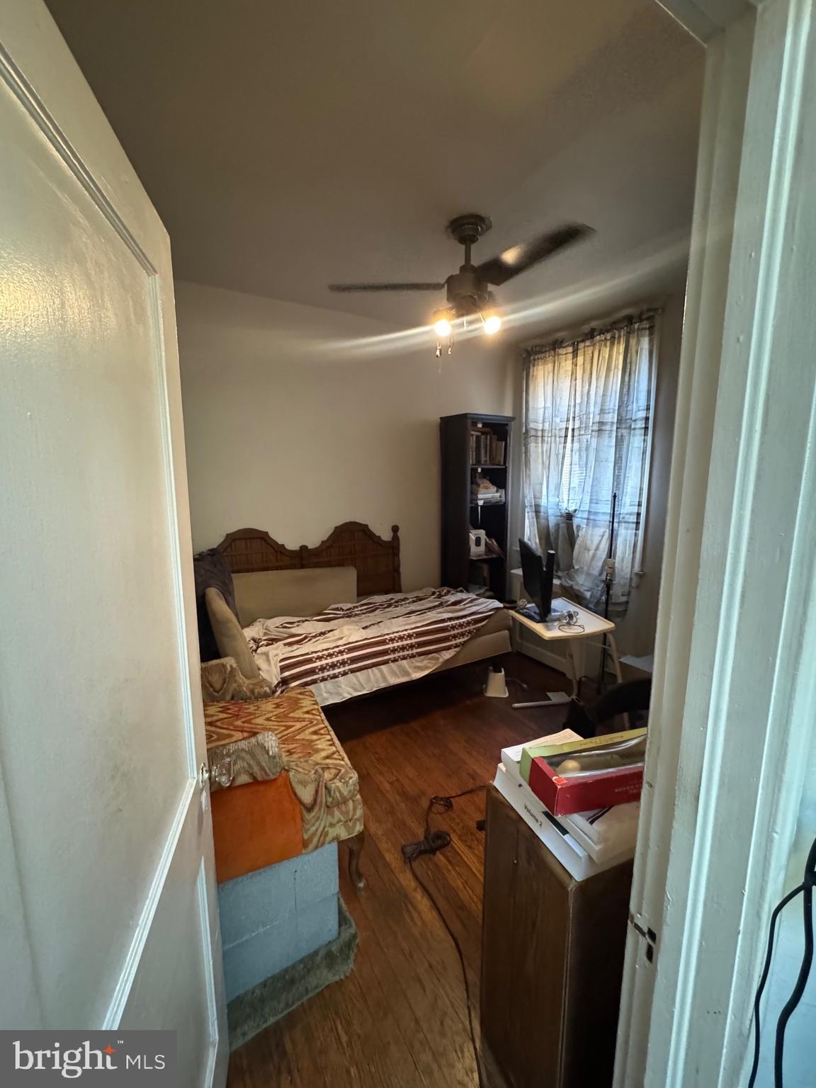 WEST OAK LANE - Residential