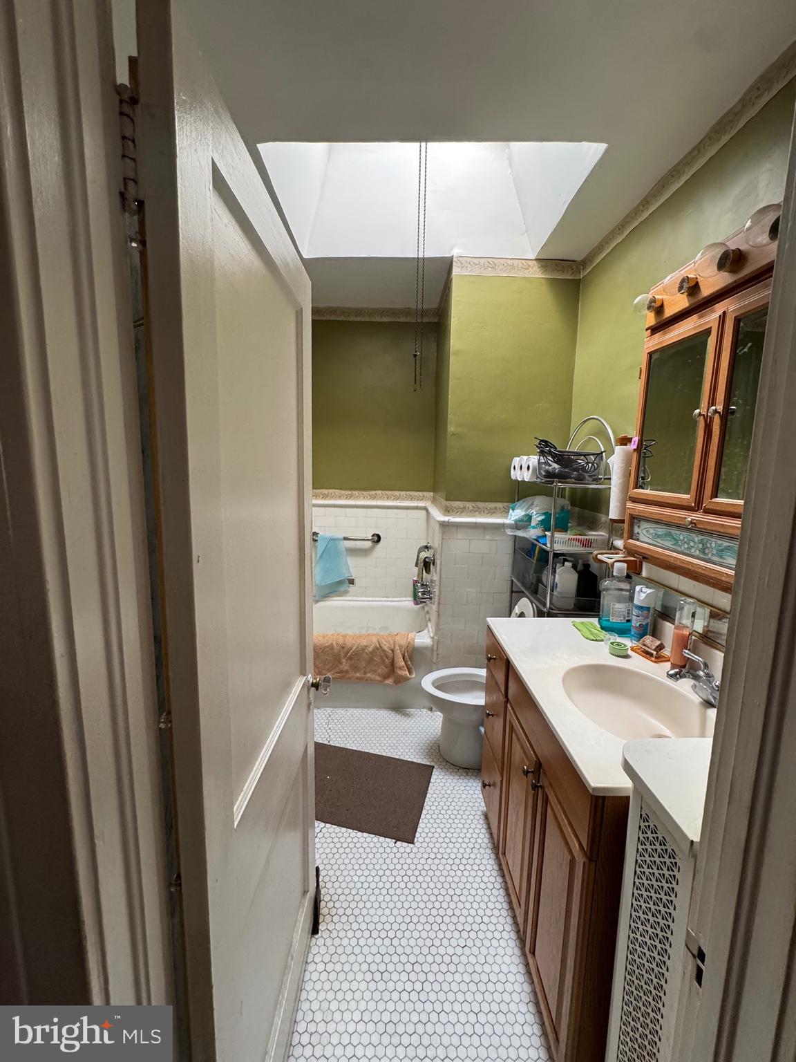 WEST OAK LANE - Residential