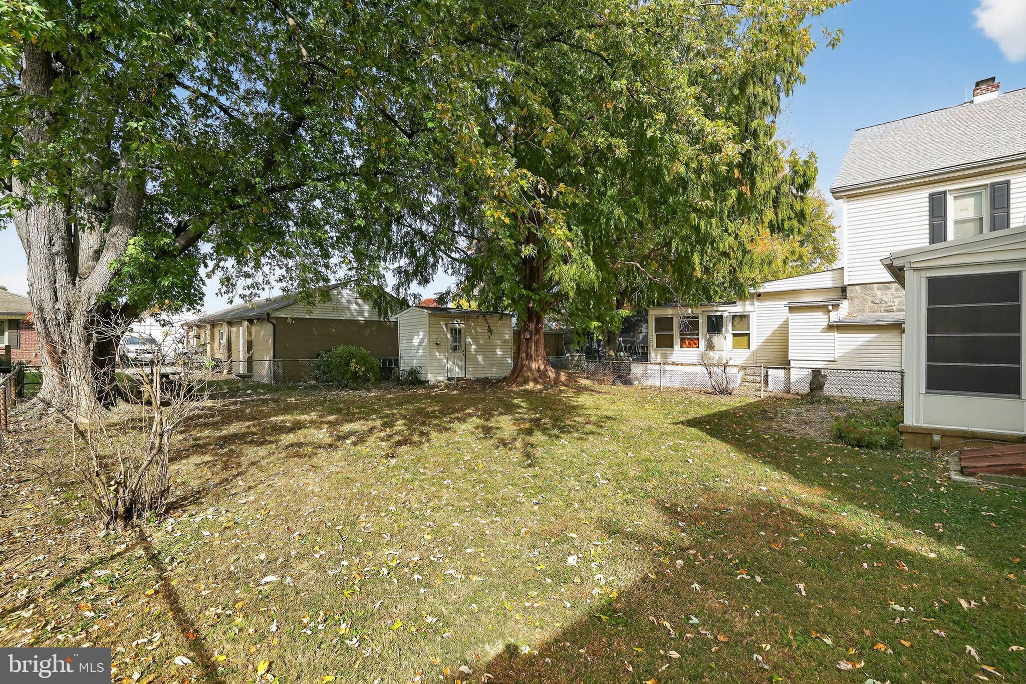 WILLOWBROOK - Residential