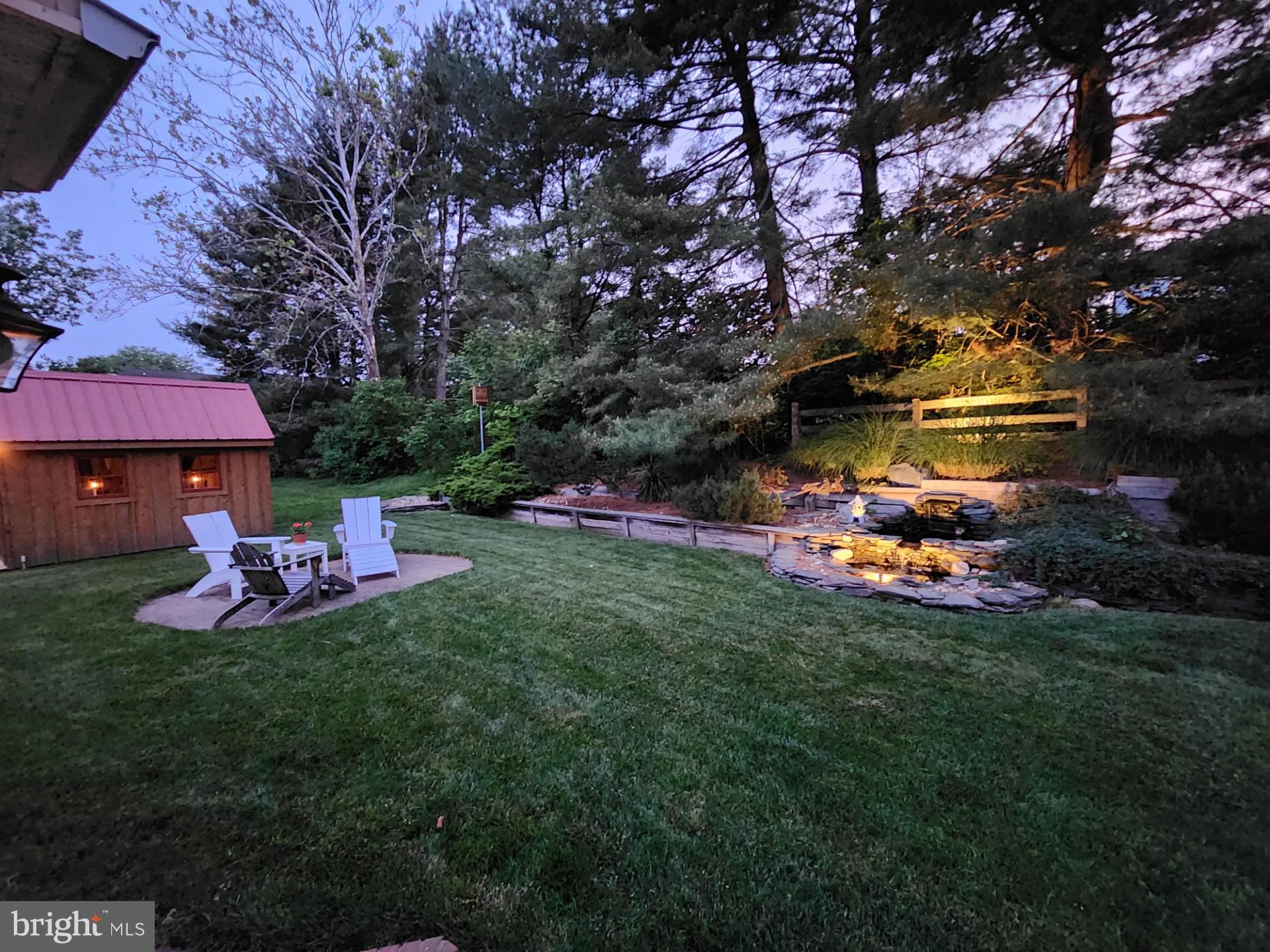 COUNTRY HILLS - Residential