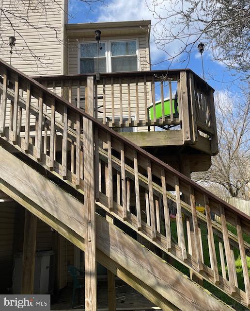 CROFTON MEADOWS - Residential