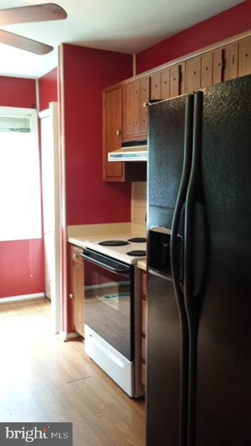 CROFTON MEADOWS - Residential