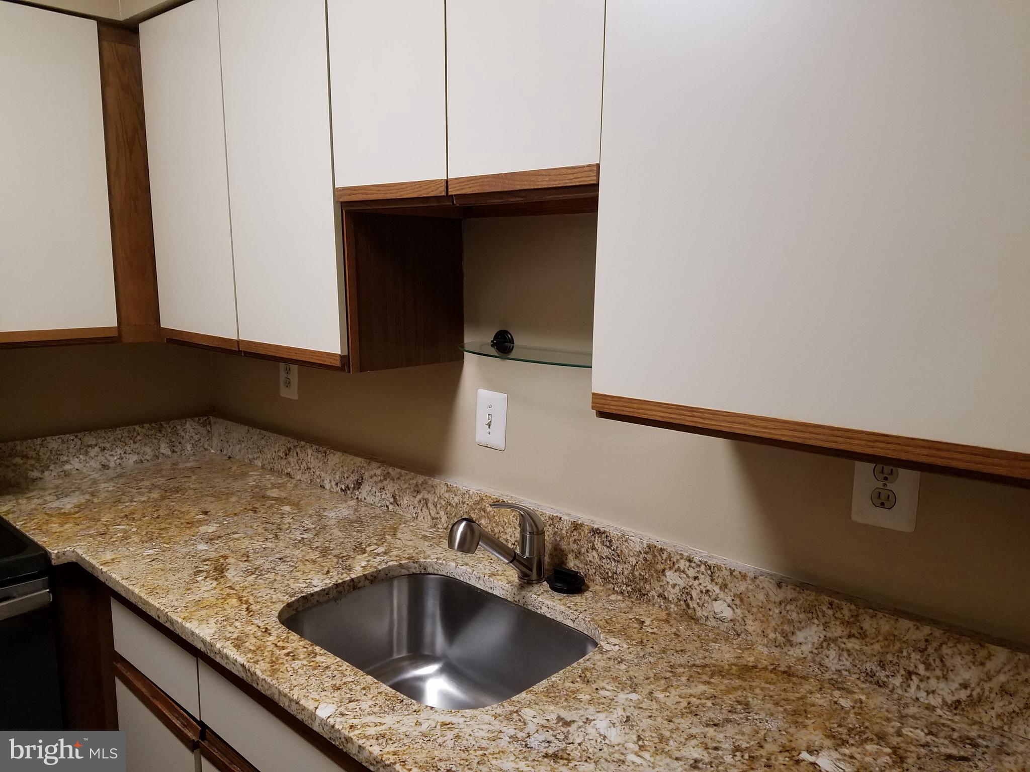 VILLAGE OF KINGS CONTRIVANCE - Residential Lease