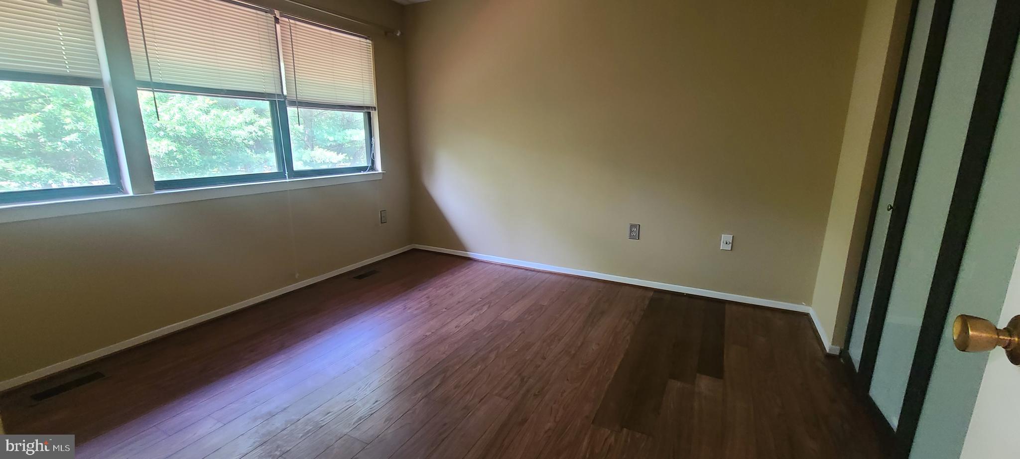 VILLAGE OF KINGS CONTRIVANCE - Residential Lease