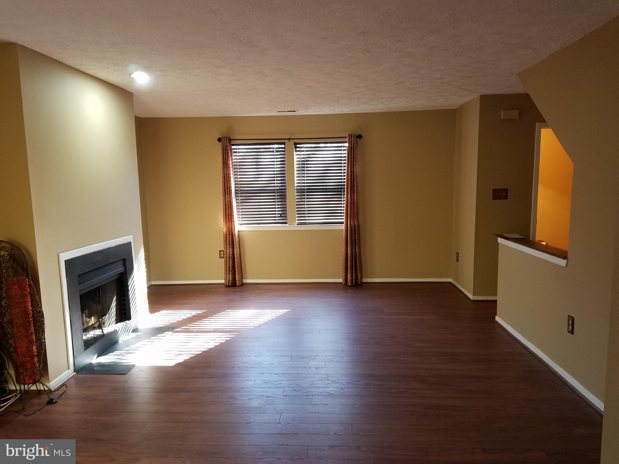 VILLAGE OF KINGS CONTRIVANCE - Residential Lease