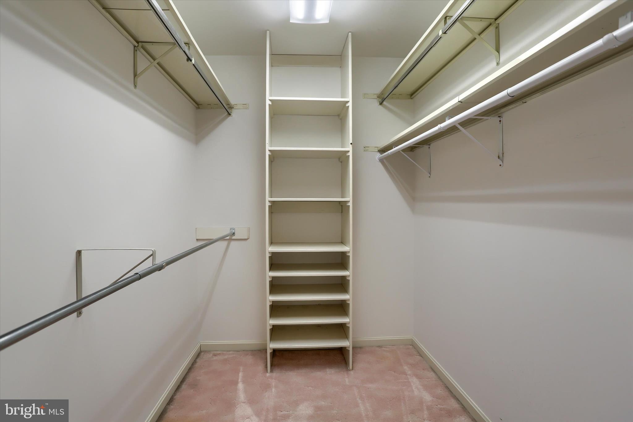 CLUB ESTATES - Residential