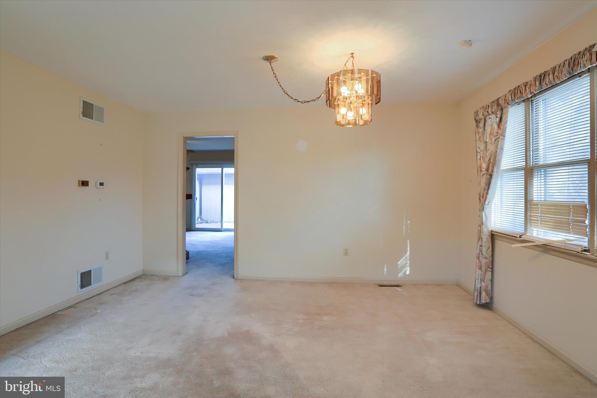 CLUB ESTATES - Residential