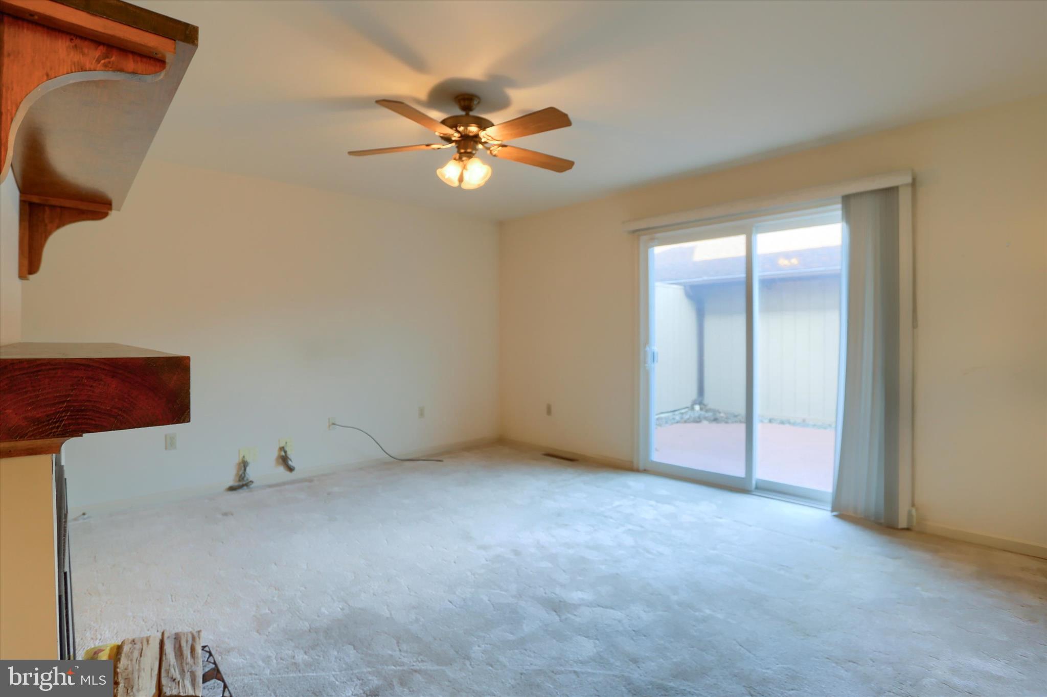 CLUB ESTATES - Residential