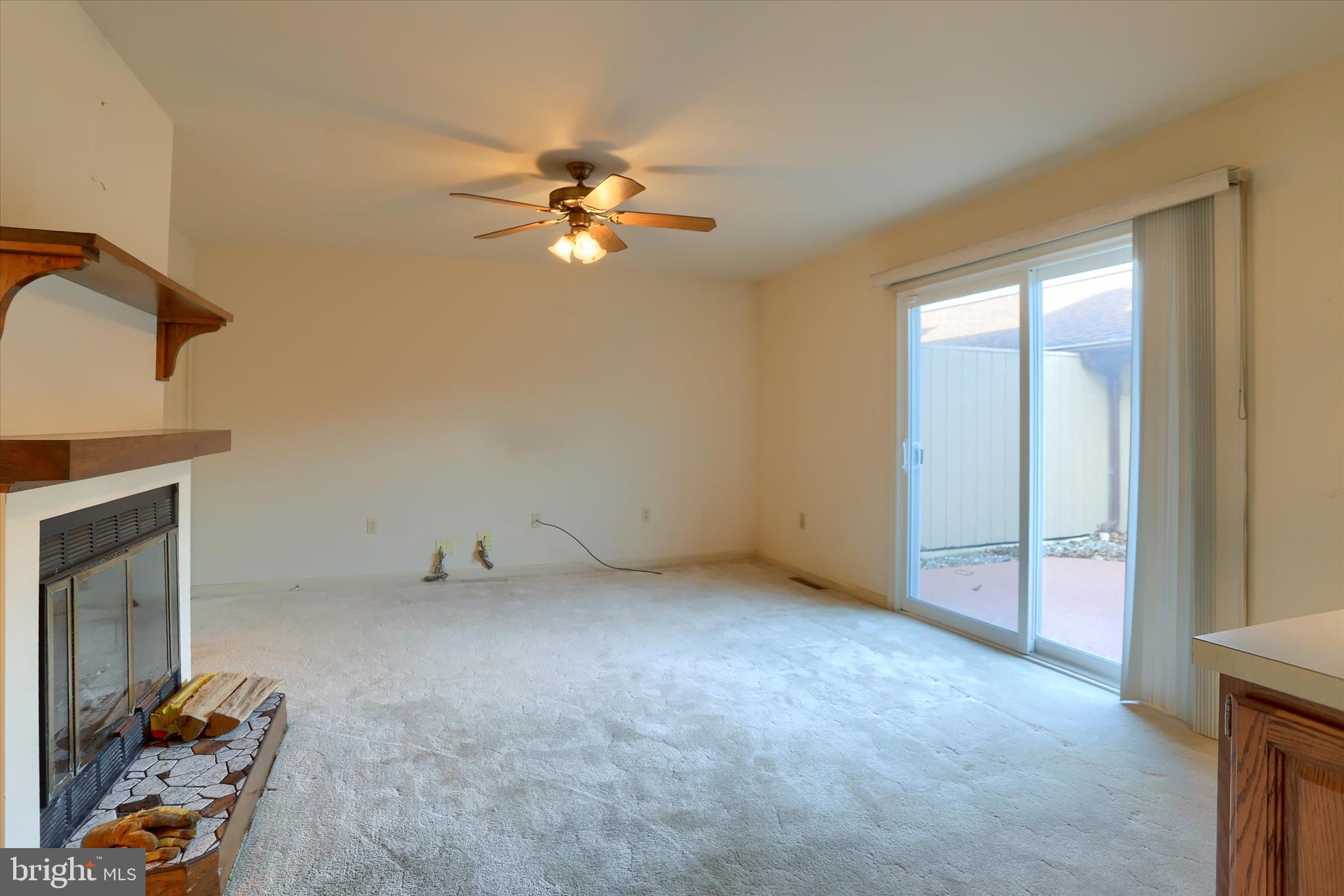 CLUB ESTATES - Residential