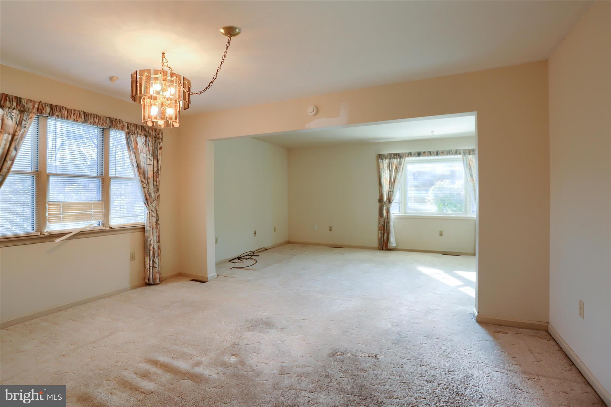 CLUB ESTATES - Residential