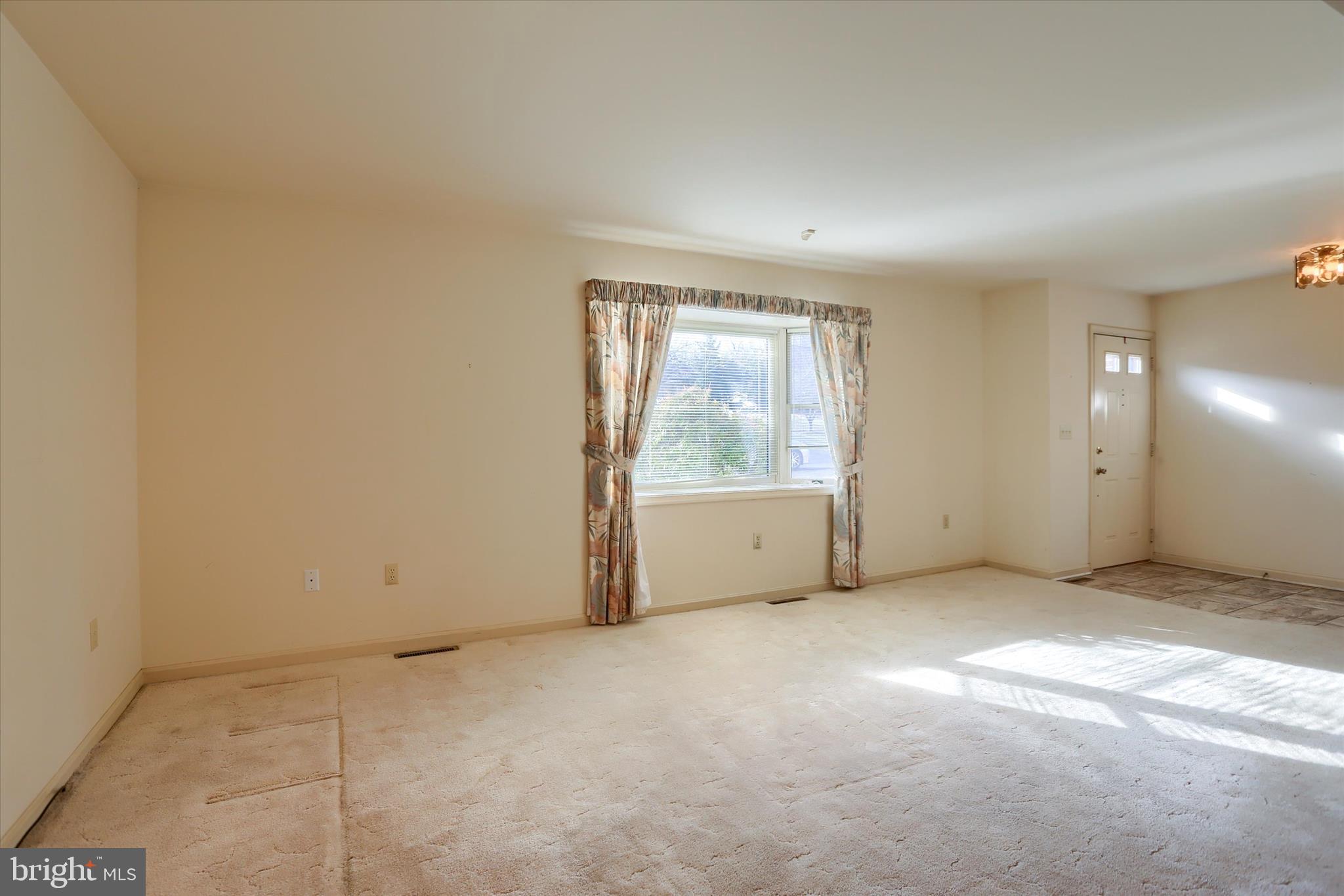 CLUB ESTATES - Residential