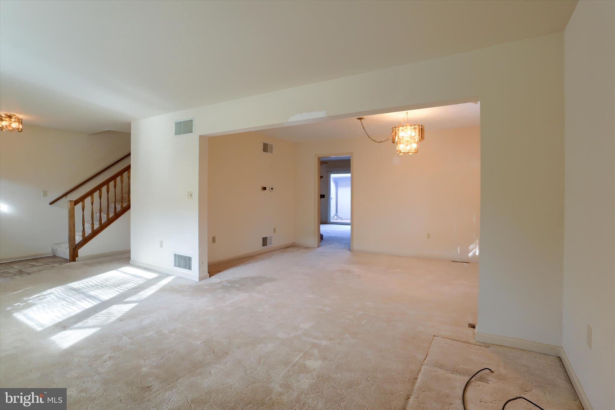 CLUB ESTATES - Residential