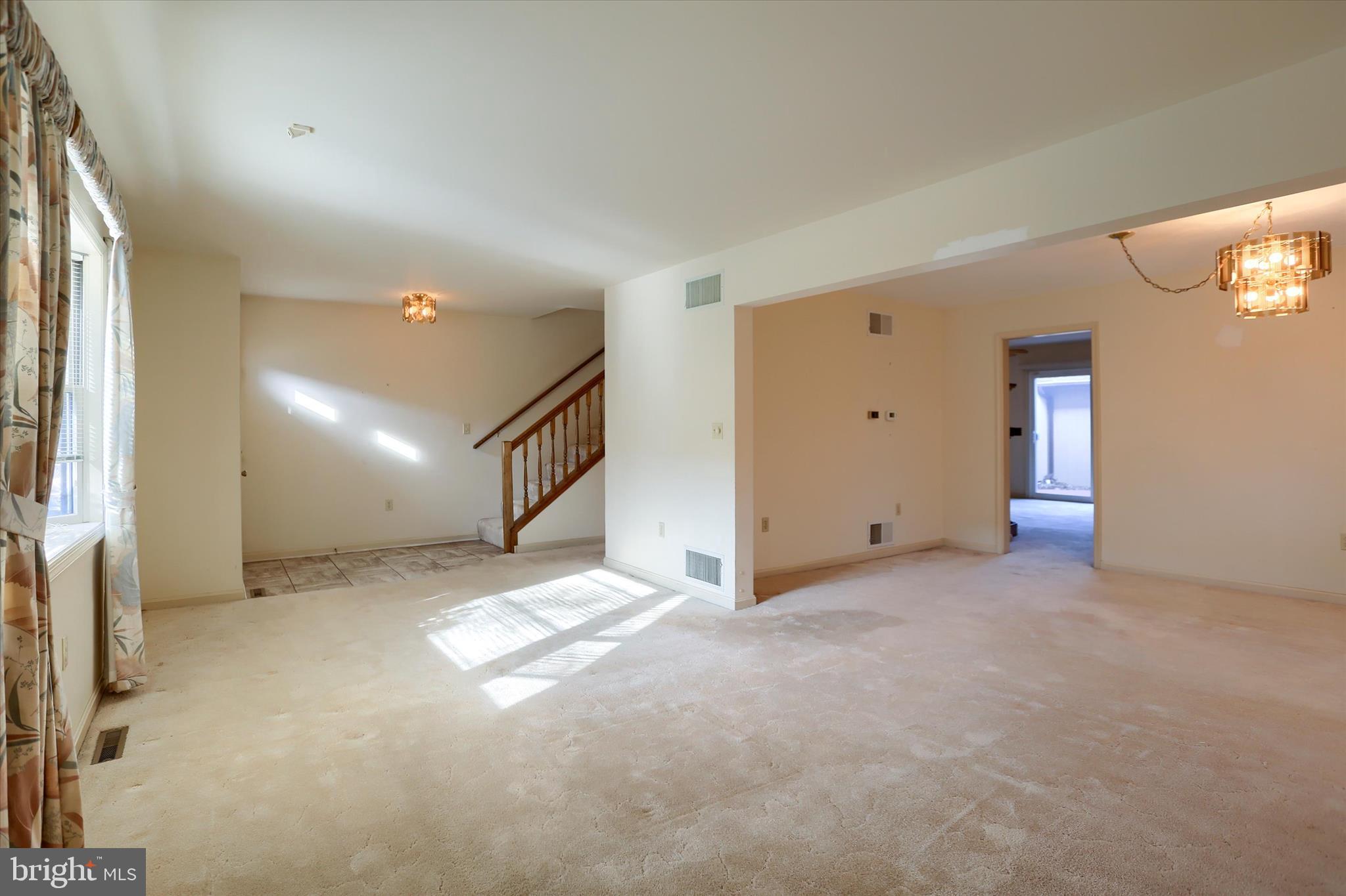 CLUB ESTATES - Residential