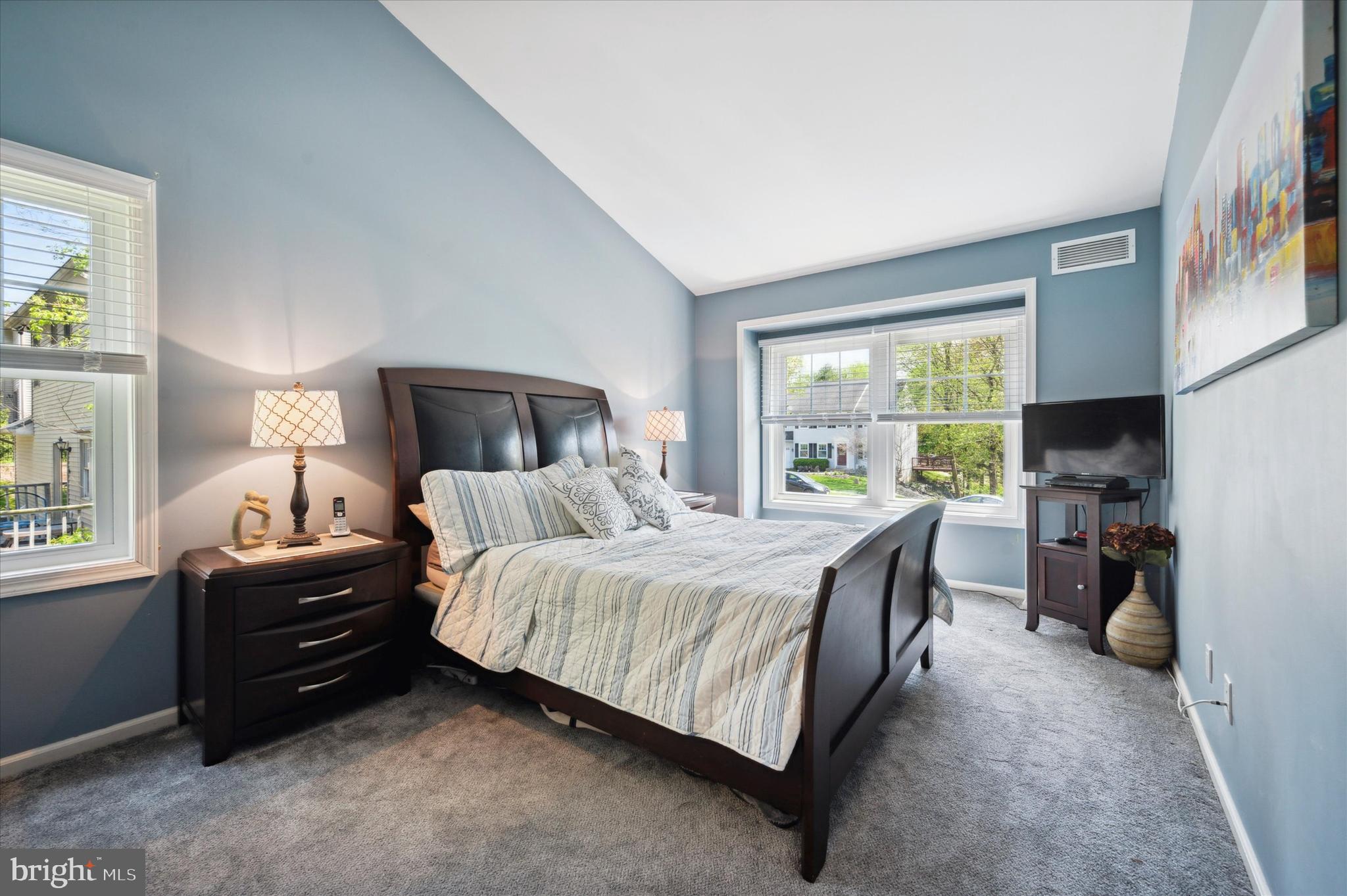 HUNTERS WOODS - Residential