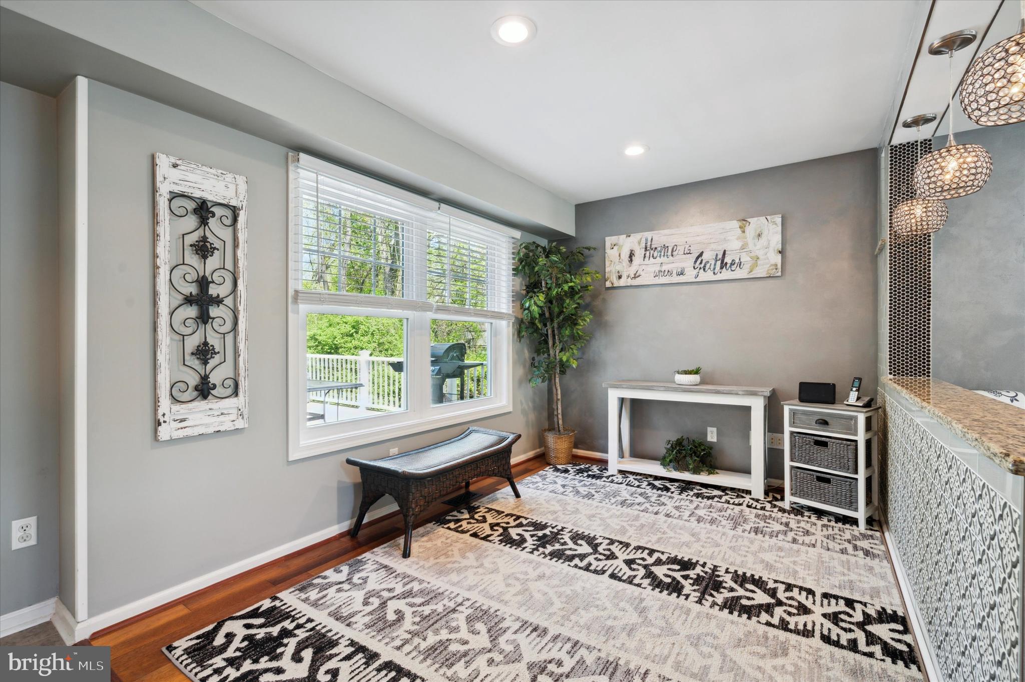 HUNTERS WOODS - Residential