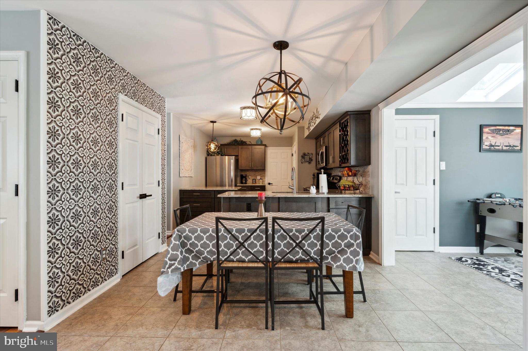 HUNTERS WOODS - Residential