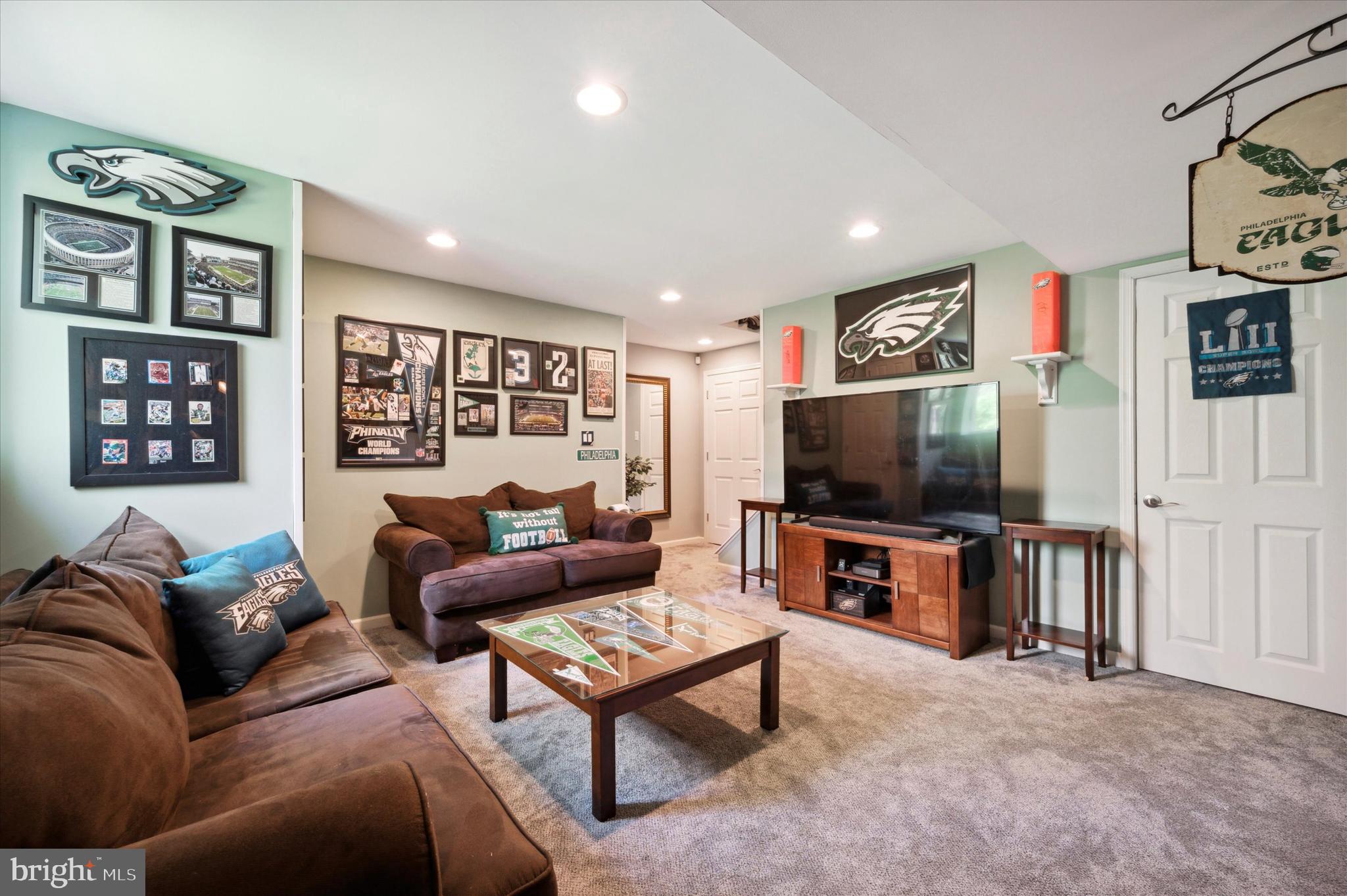 HUNTERS WOODS - Residential