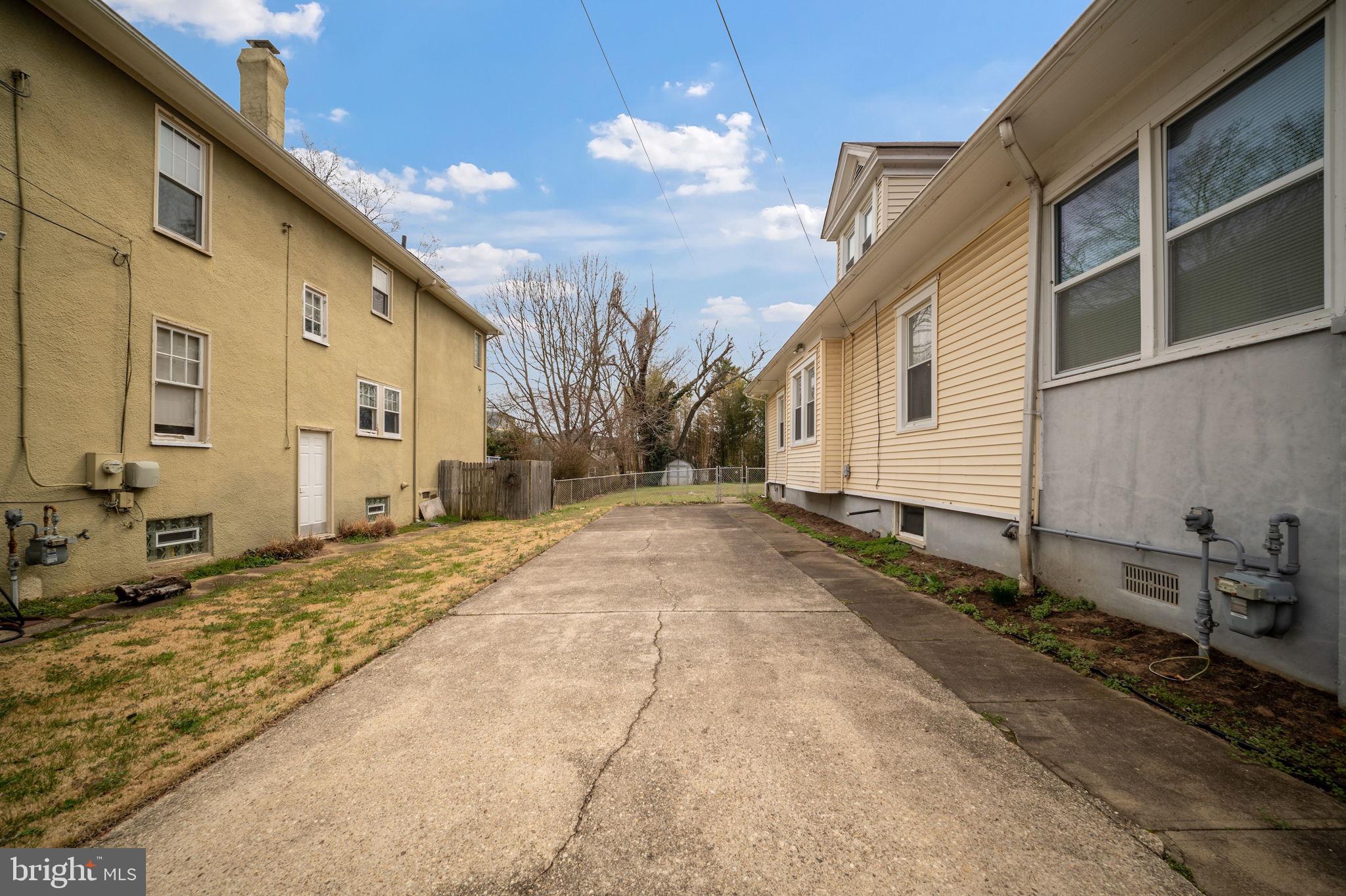 BROOKLYN - Residential