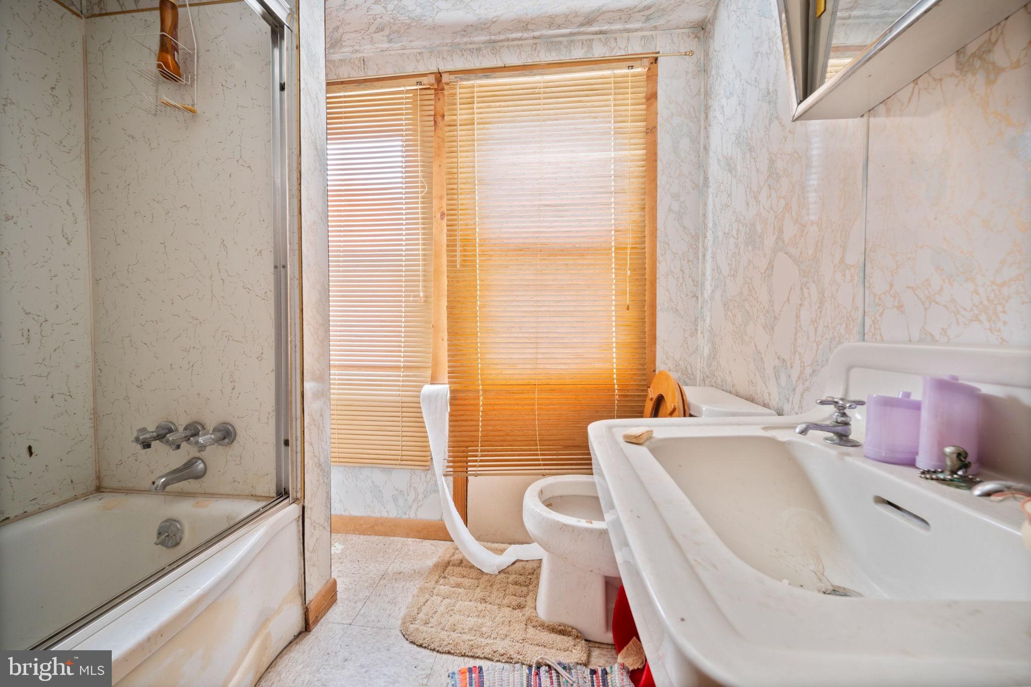 BROOKLYN - Residential