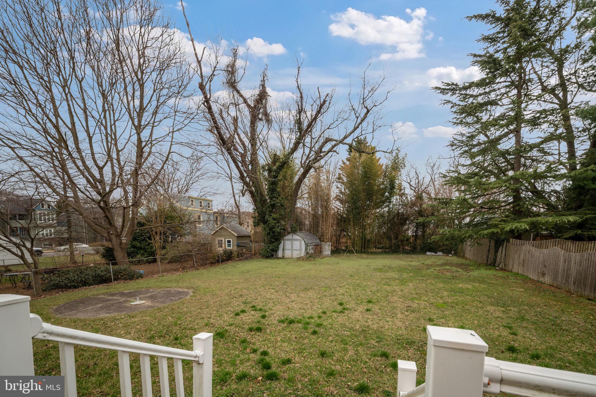 BROOKLYN - Residential