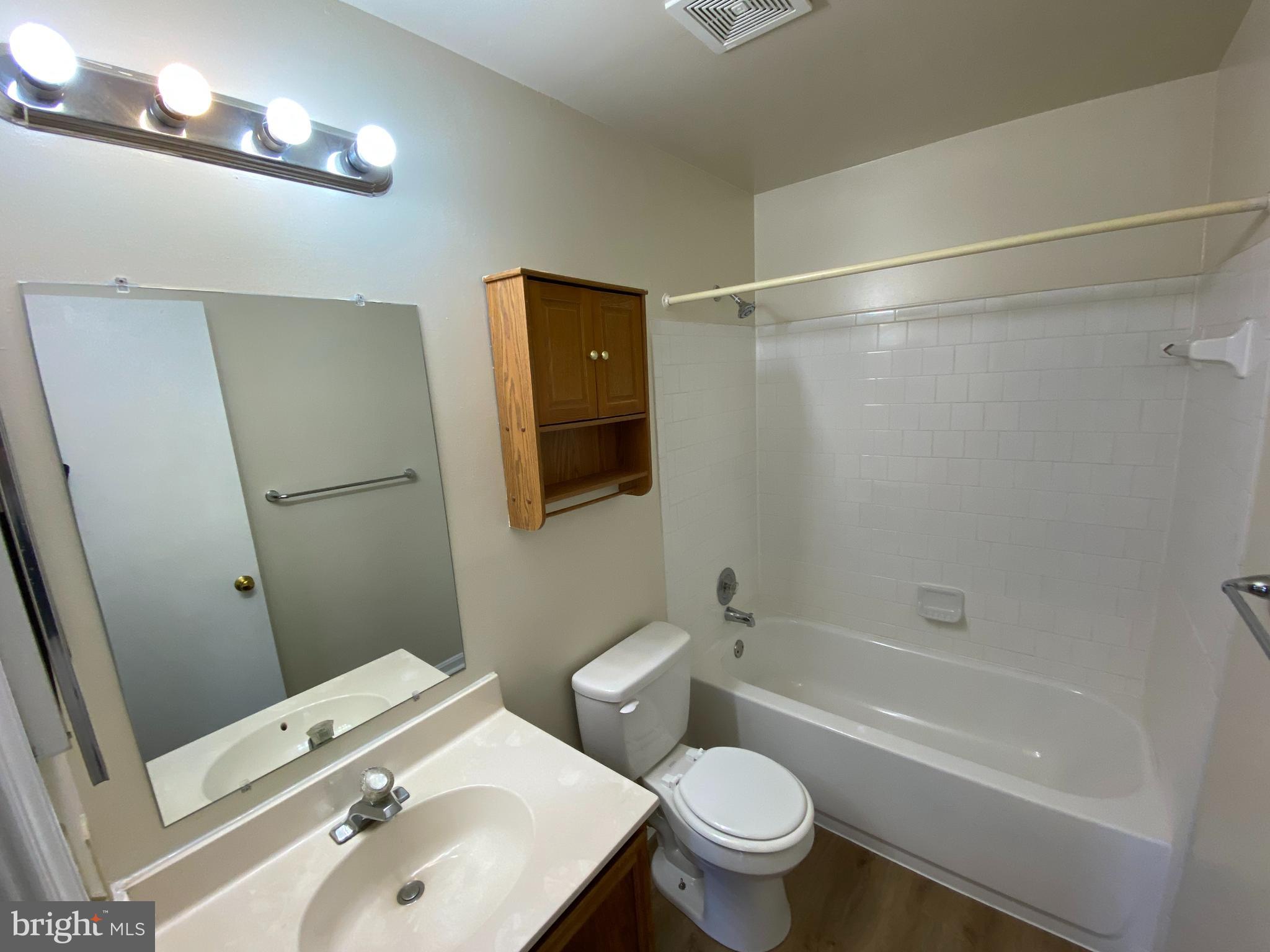 SUNNINGDALE MEADOWS - Residential Lease