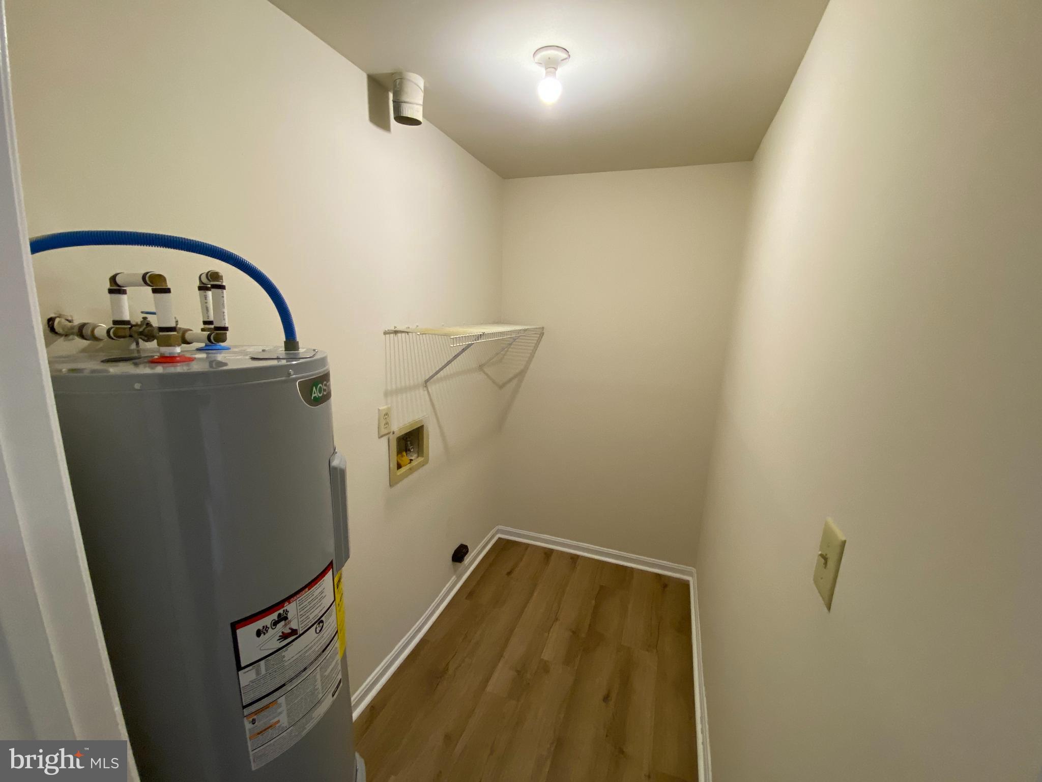 SUNNINGDALE MEADOWS - Residential Lease