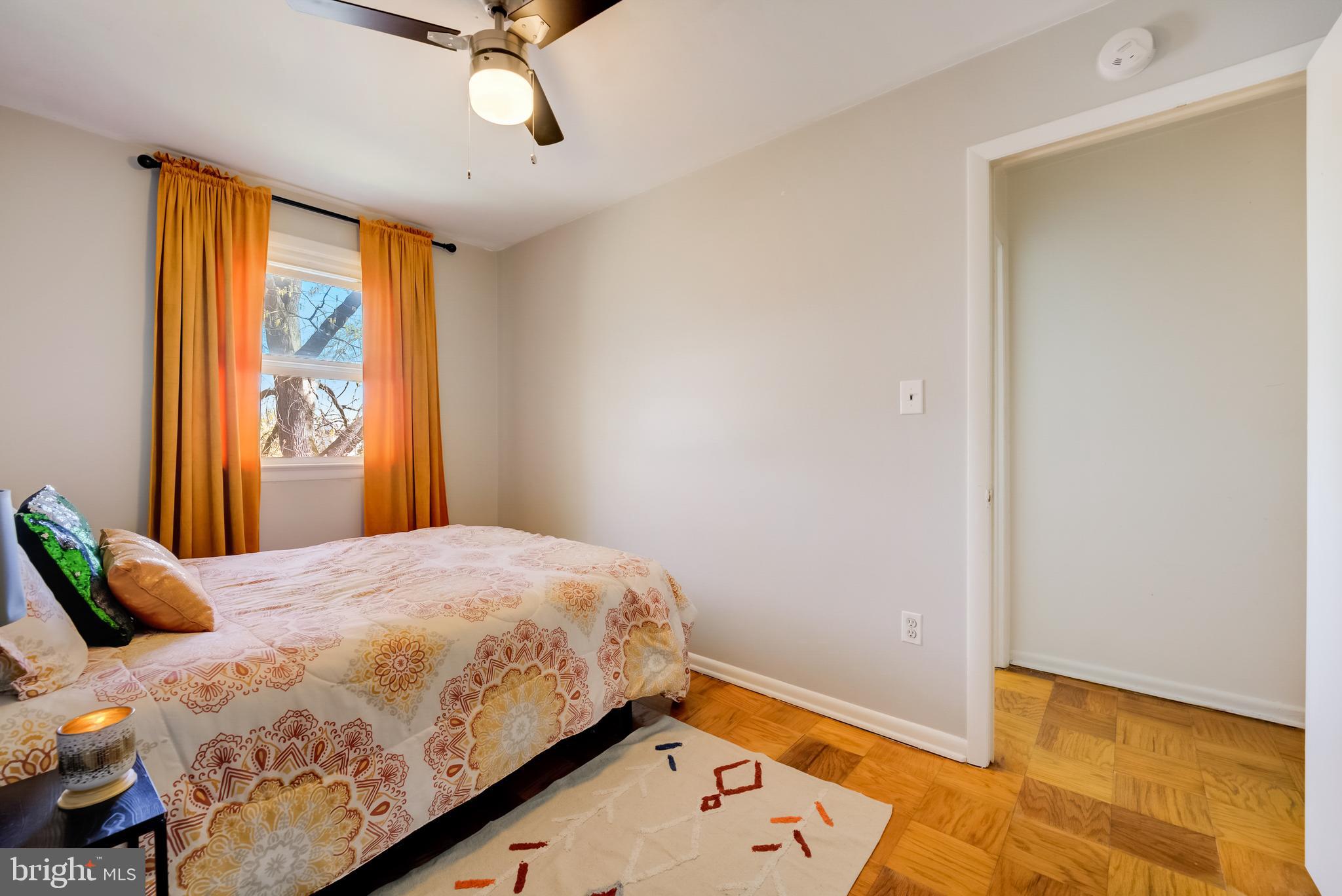 BEECHWOOD SQUARE - Residential