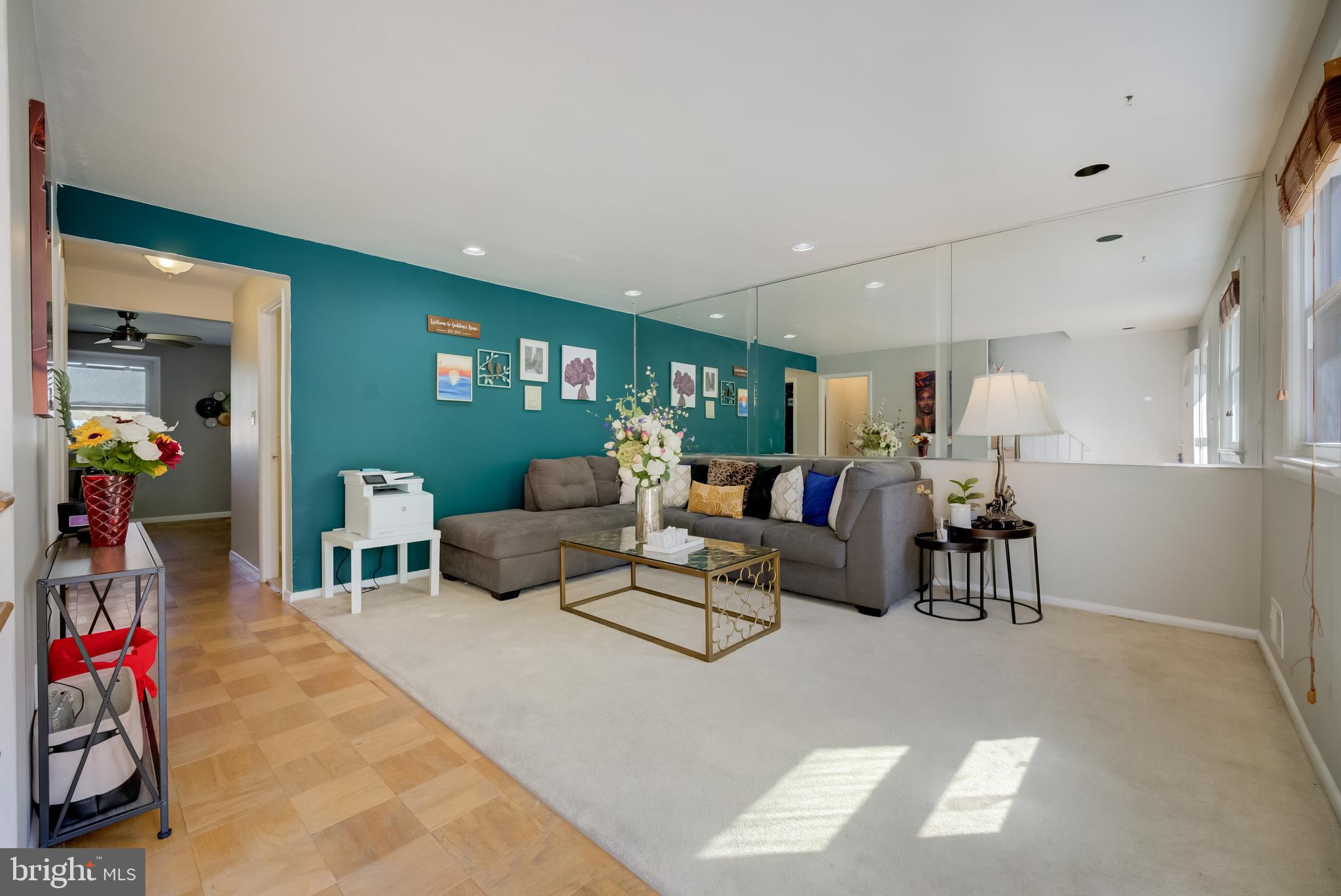 BEECHWOOD SQUARE - Residential