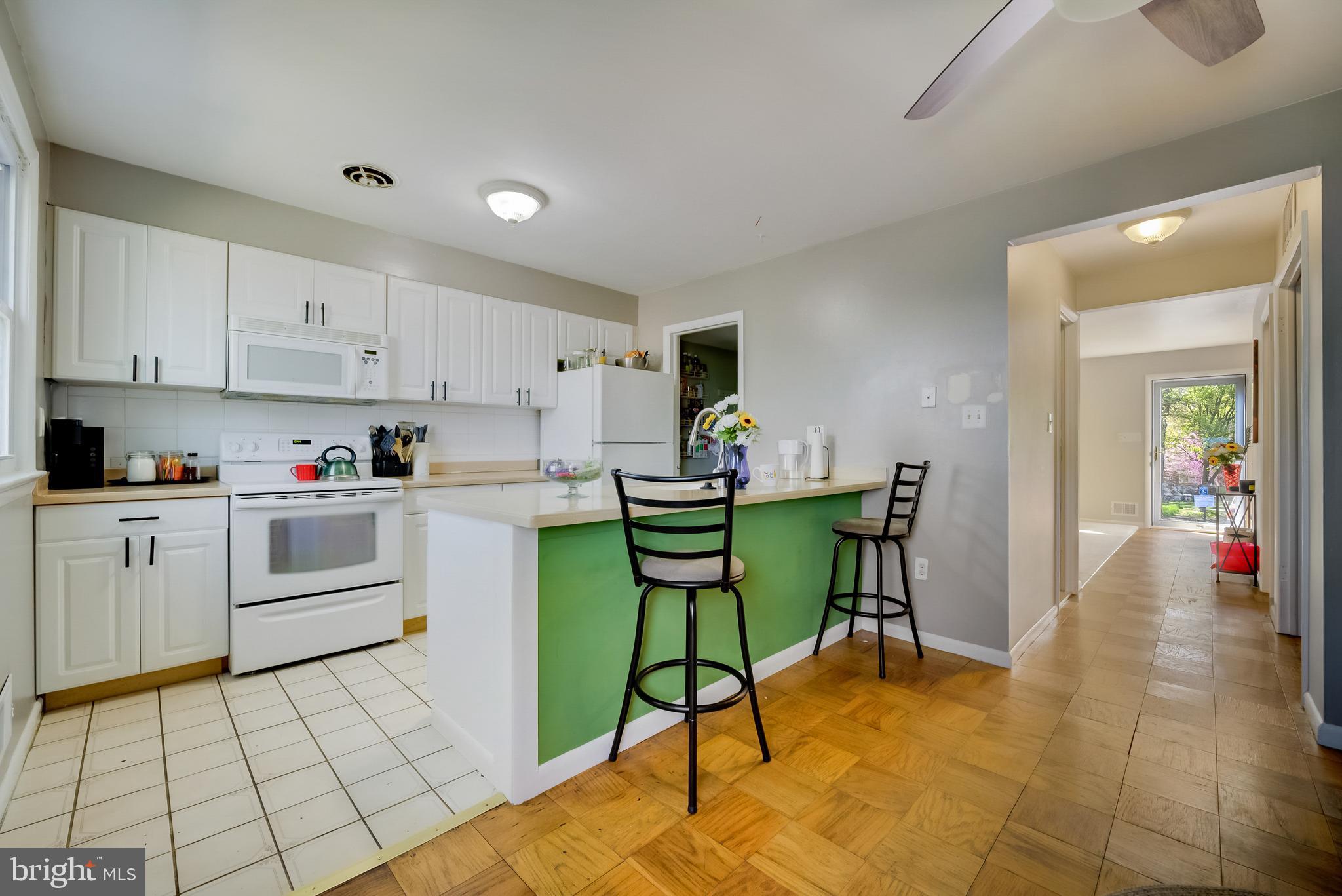 BEECHWOOD SQUARE - Residential