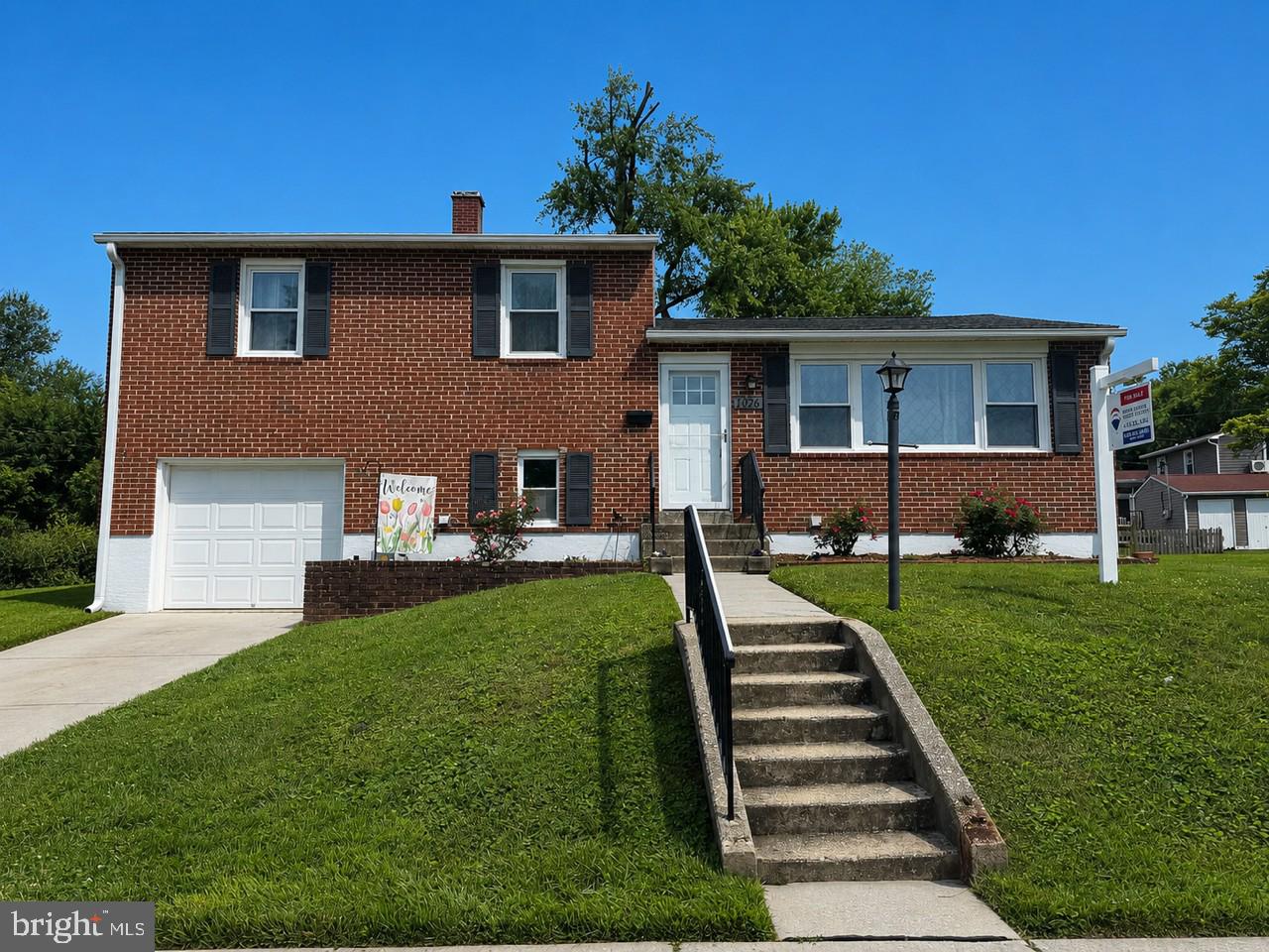 YORK MANOR - Residential