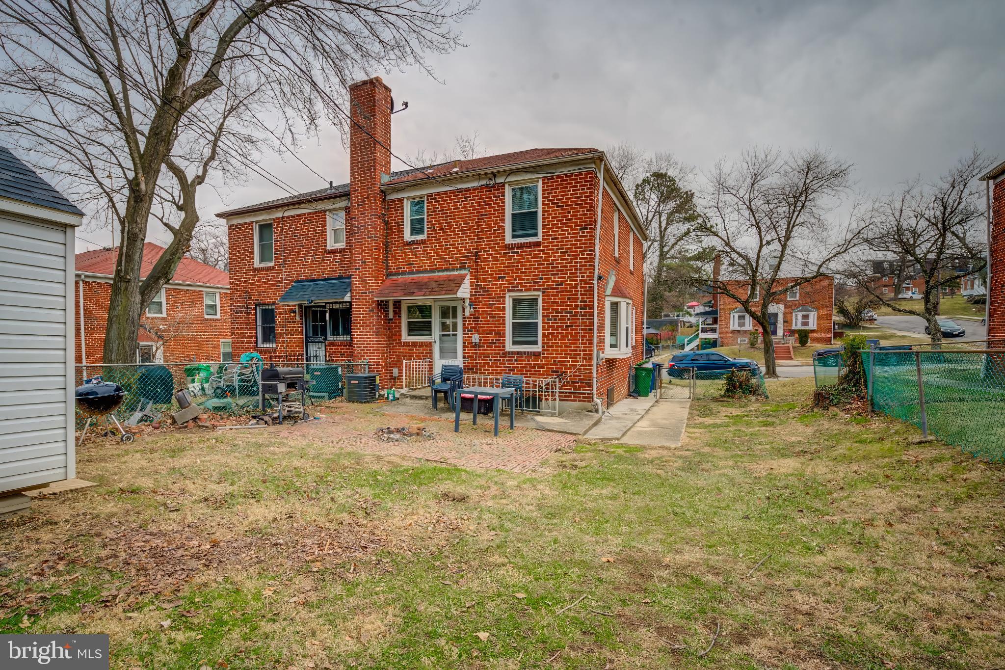 WEST HILLS - Residential