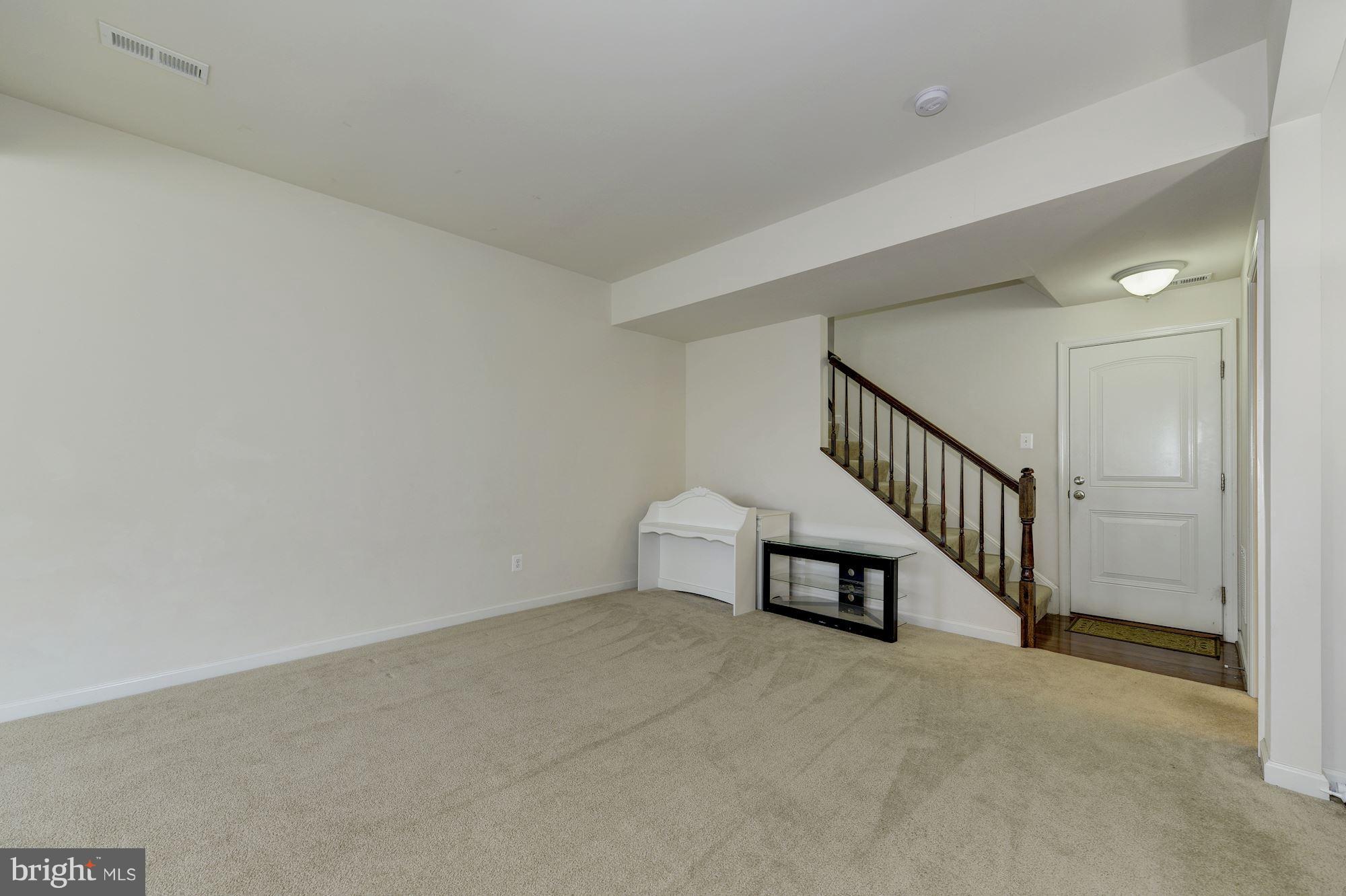 BRAMBLETON LANDBAY 2 - Residential Lease