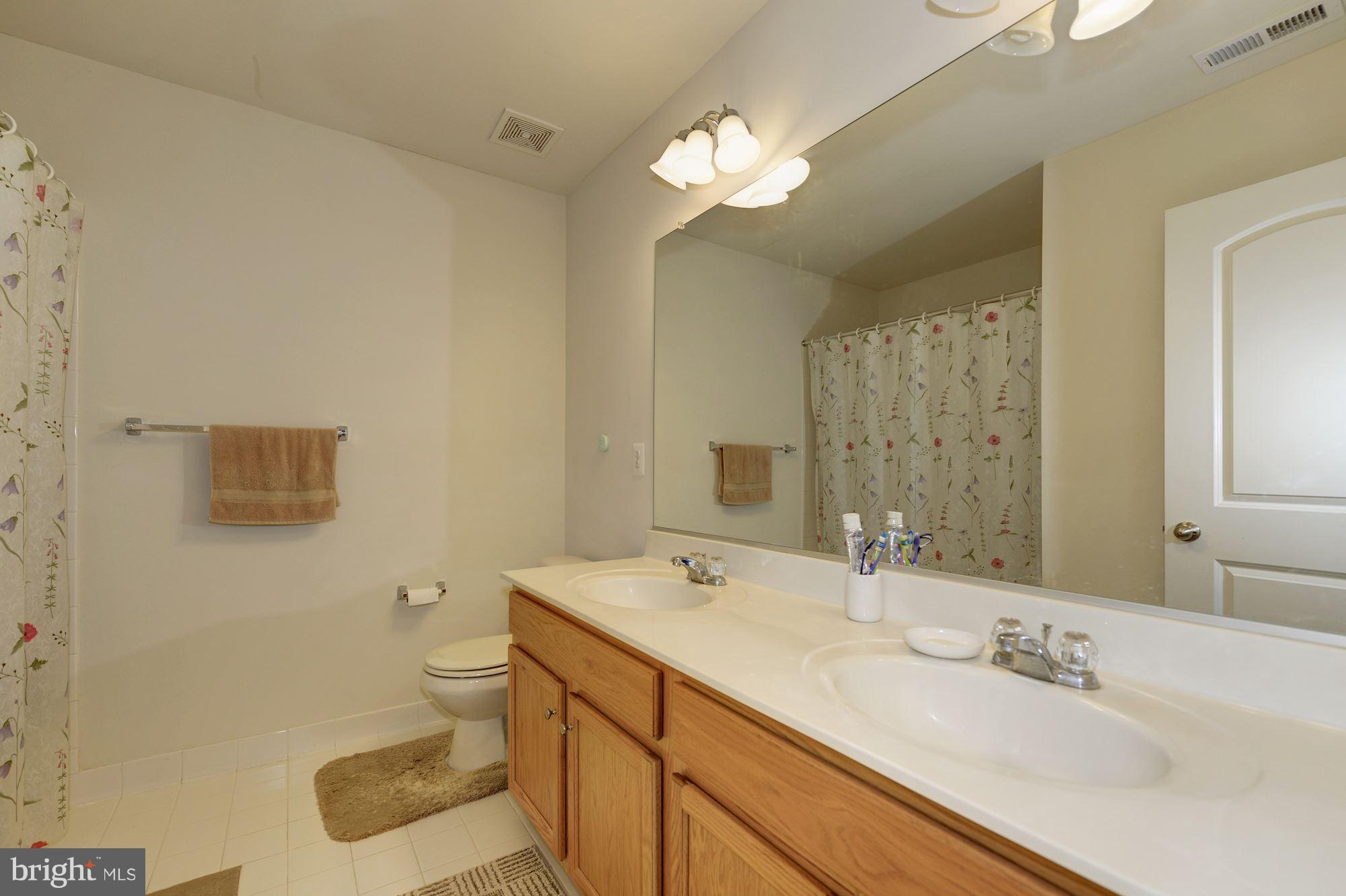 BRAMBLETON LANDBAY 2 - Residential Lease