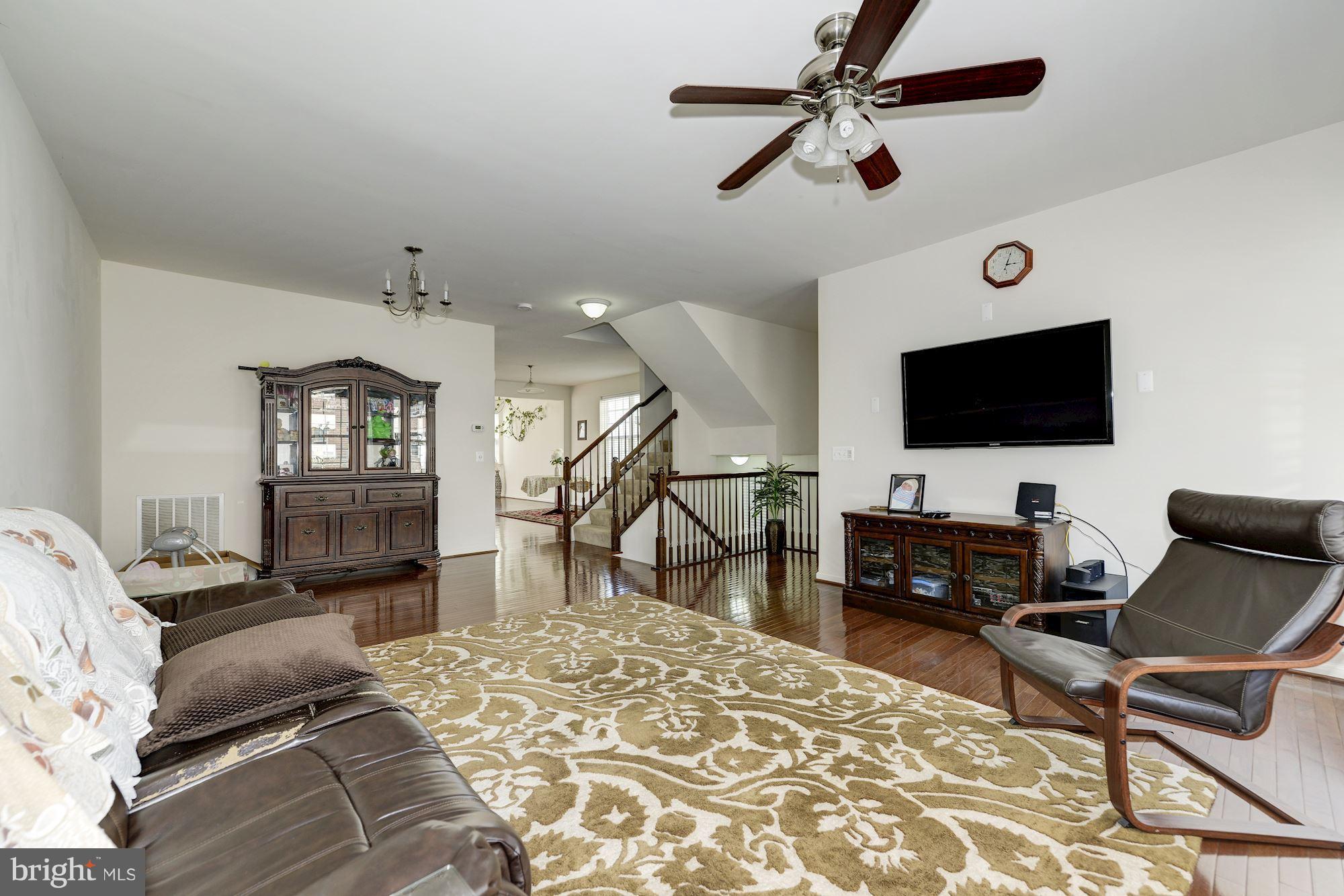 22677 FLOWING SPRING SQUARE