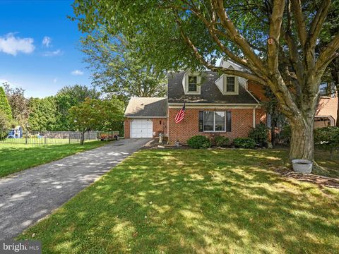 Photo of 190 Rockford Square, MOUNTVILLE, PA 17554 (MLS # PALA2075164)