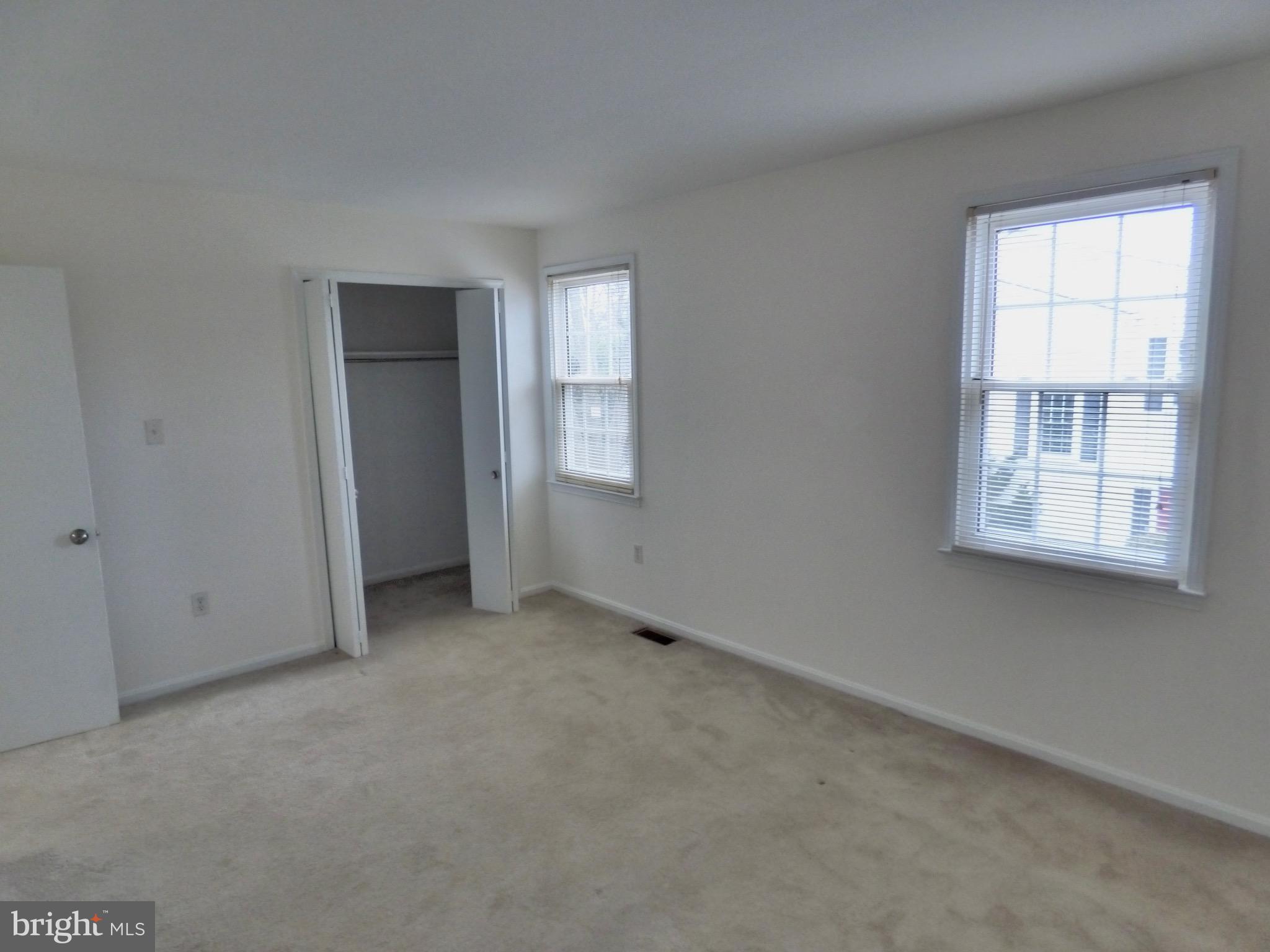 WATERFORD - Residential Lease