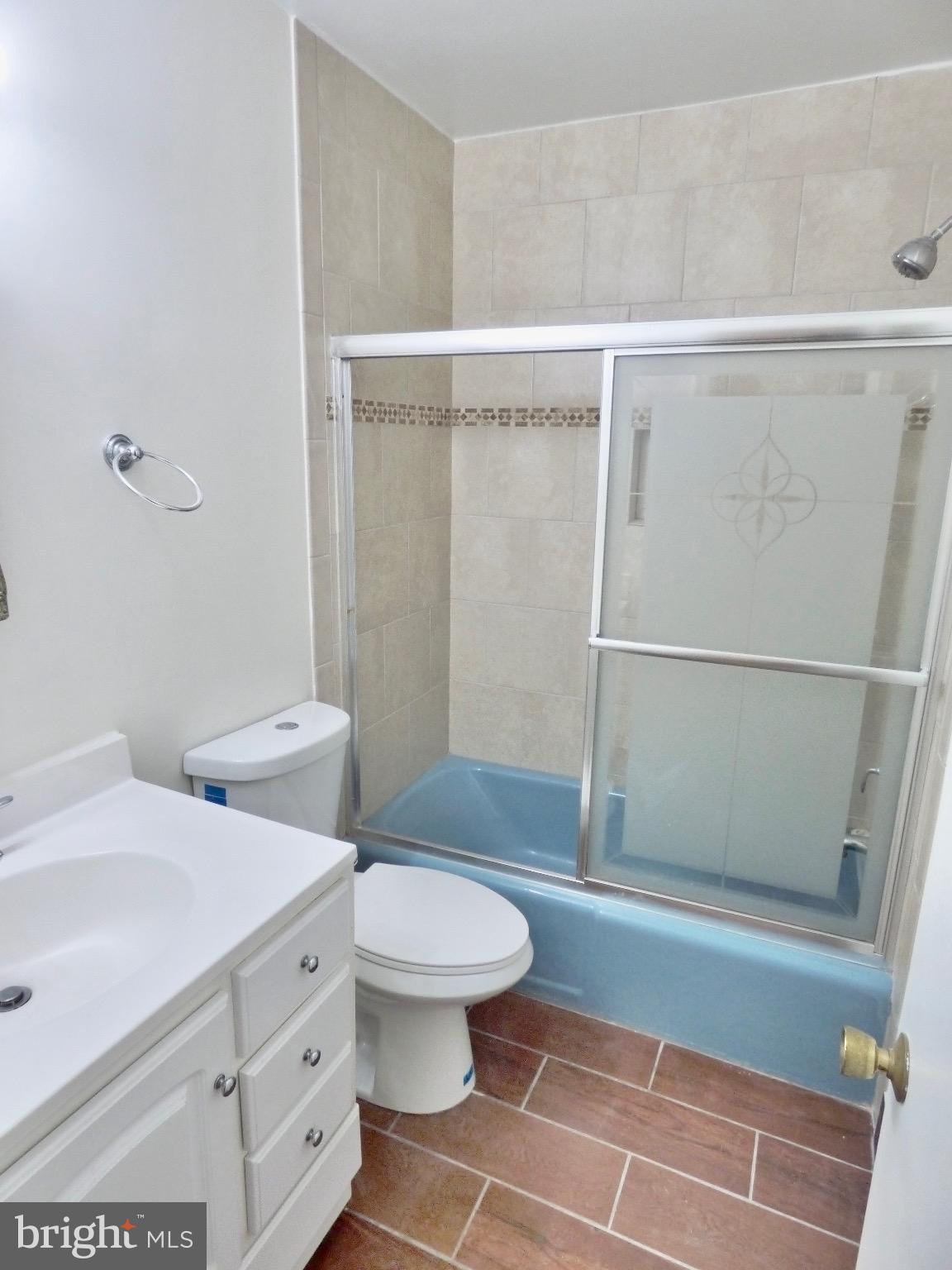 WATERFORD - Residential Lease