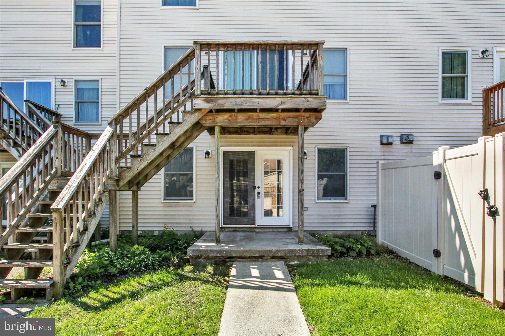 SPRINGBROOK CONDOS - Residential