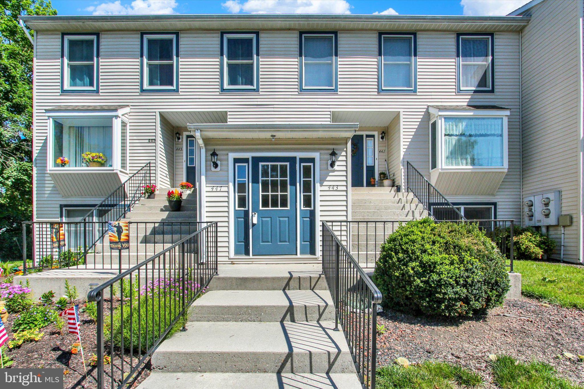 SPRINGBROOK CONDOS - Residential